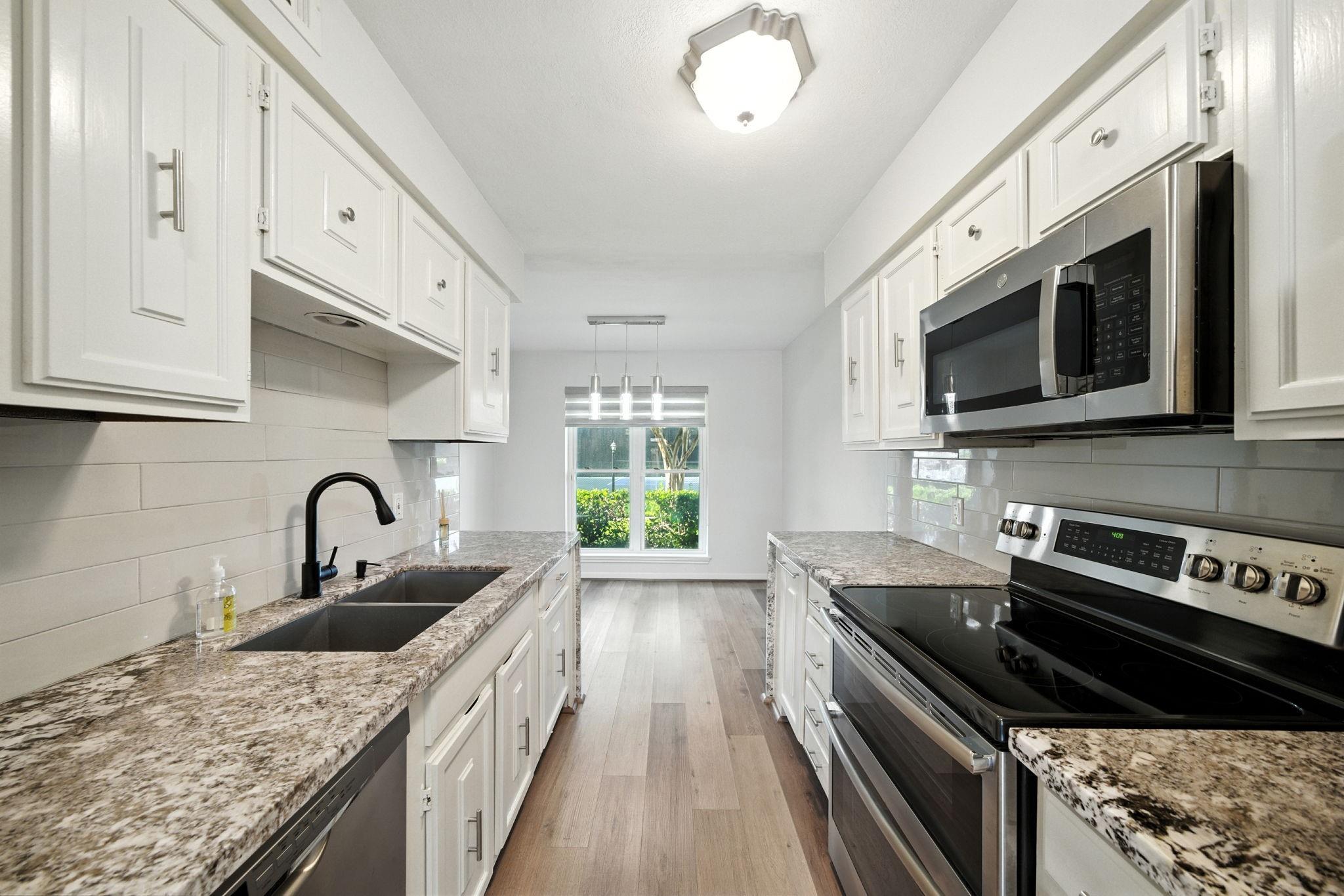 10333 Longmont Drive Unit: 35/3