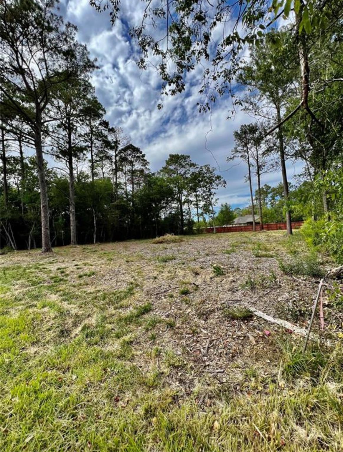 2211 Hickory Manor Drive