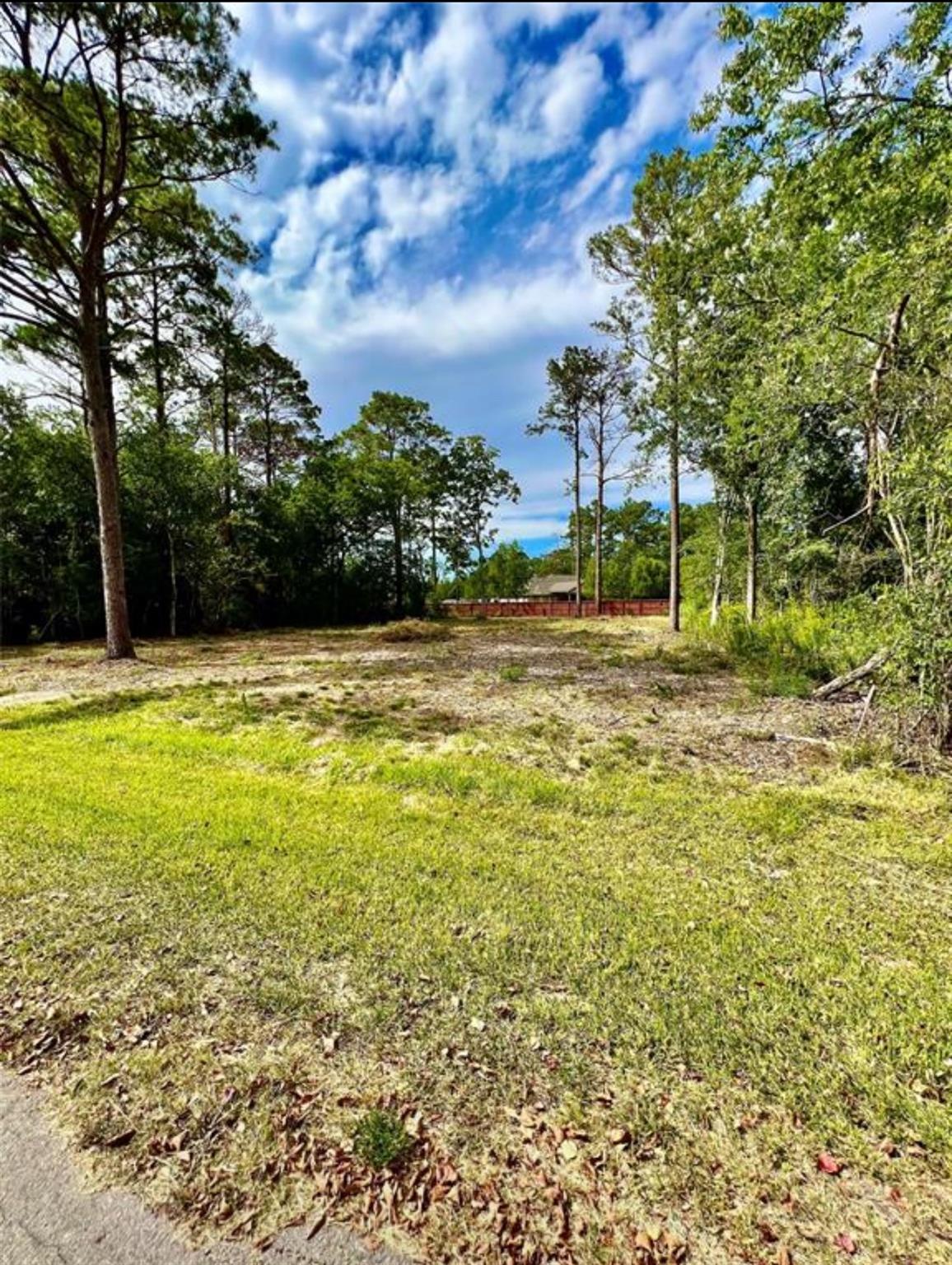 2211 Hickory Manor Drive