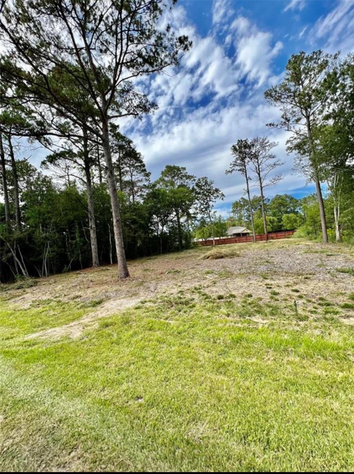 2211 Hickory Manor Drive
