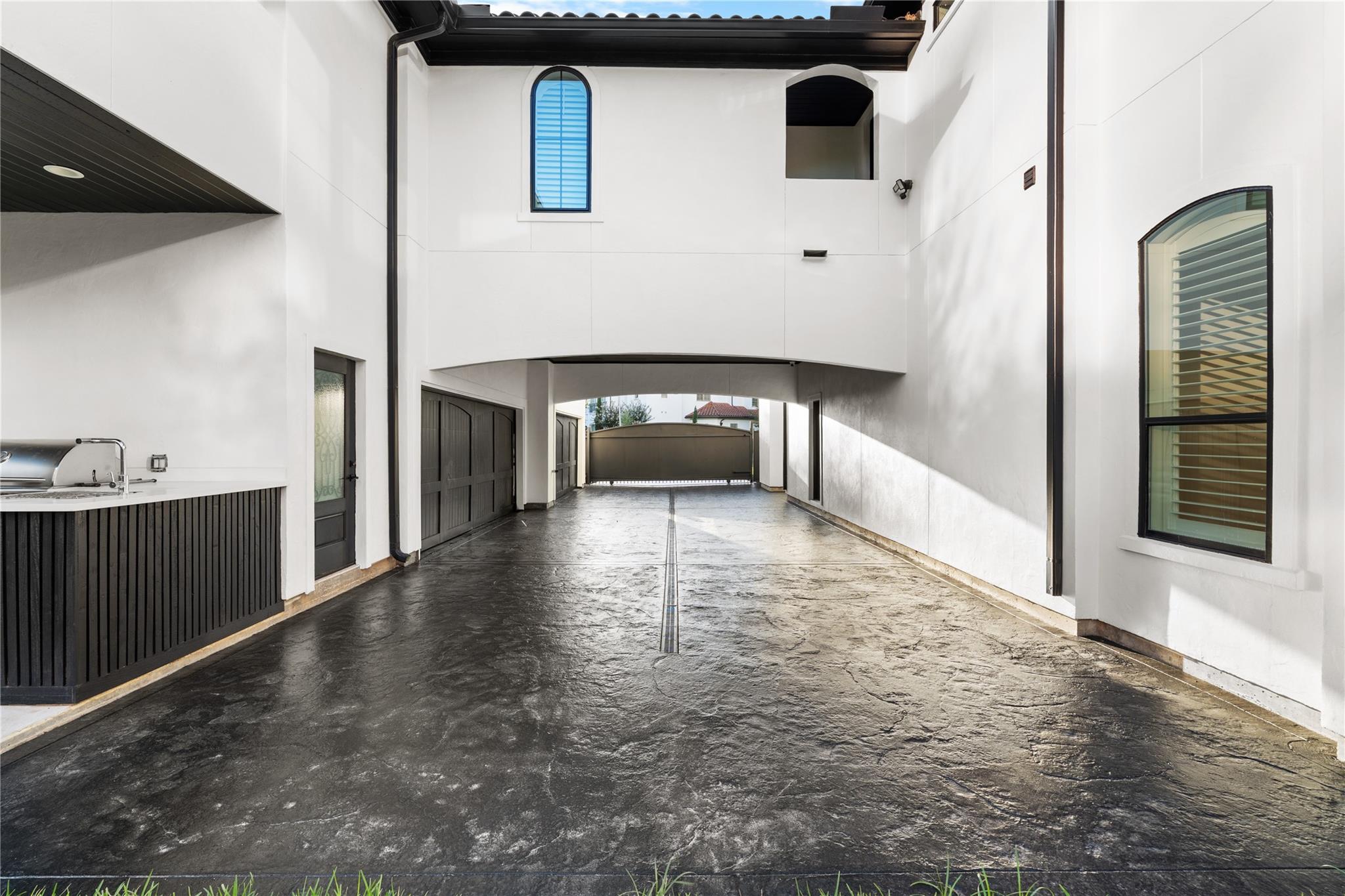 5142 Huckleberry Circle