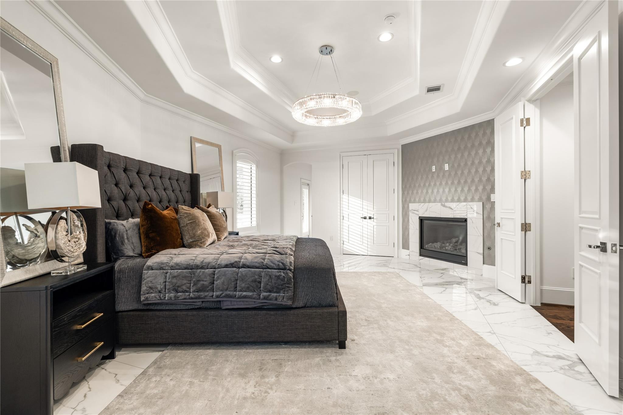 5142 Huckleberry Circle