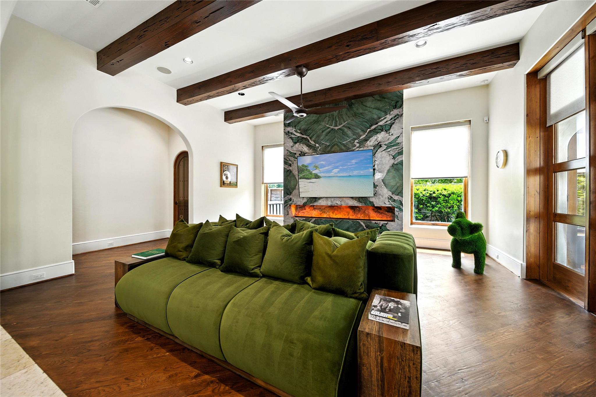 701 W Friar Tuck Lane