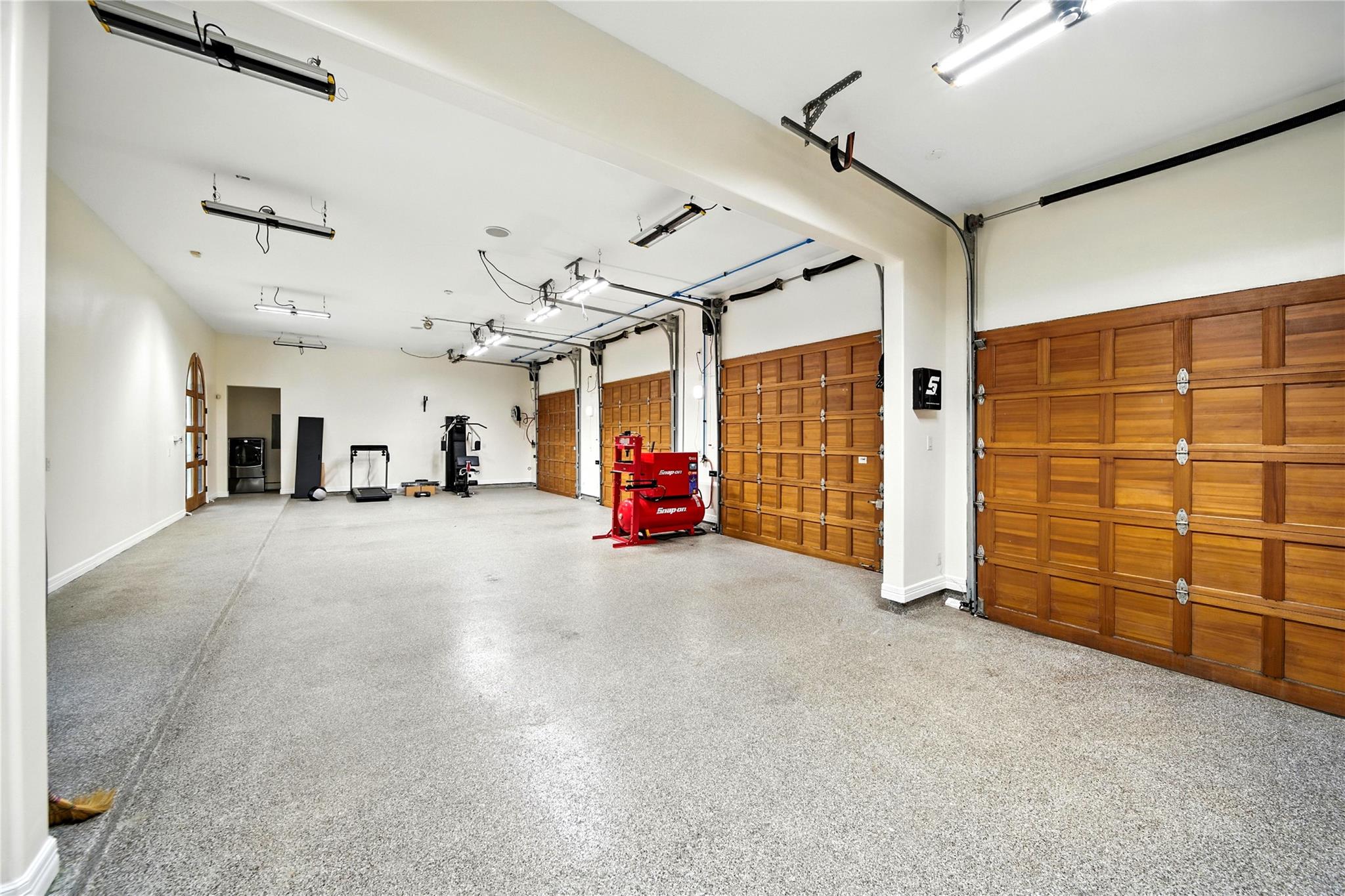 701 W Friar Tuck Lane