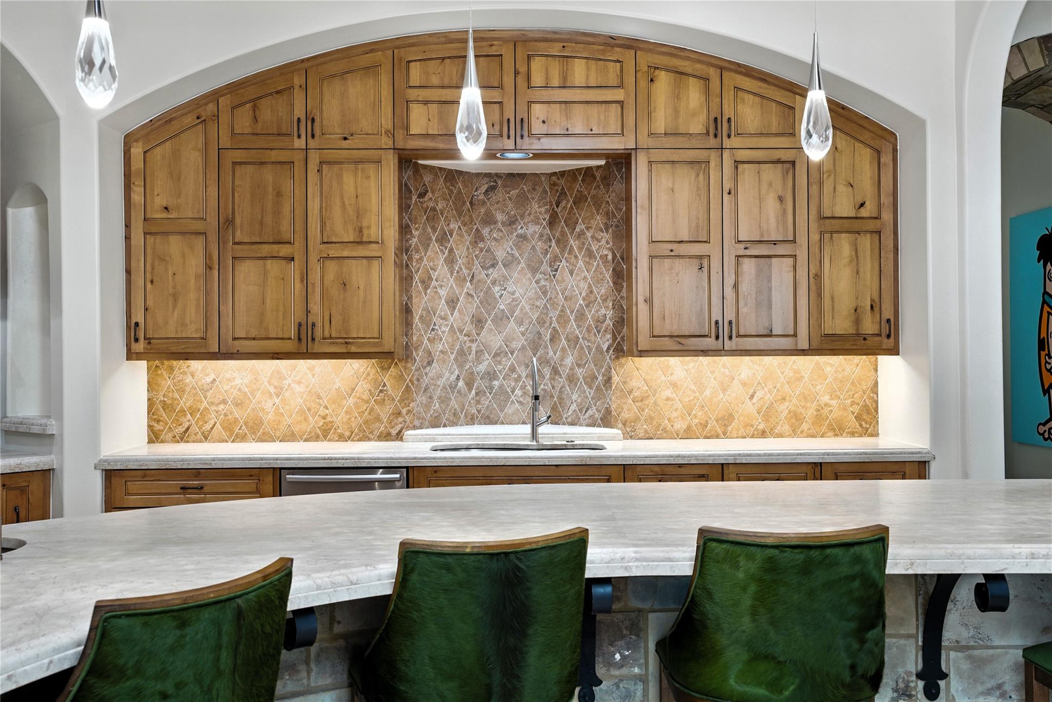 701 W Friar Tuck Lane