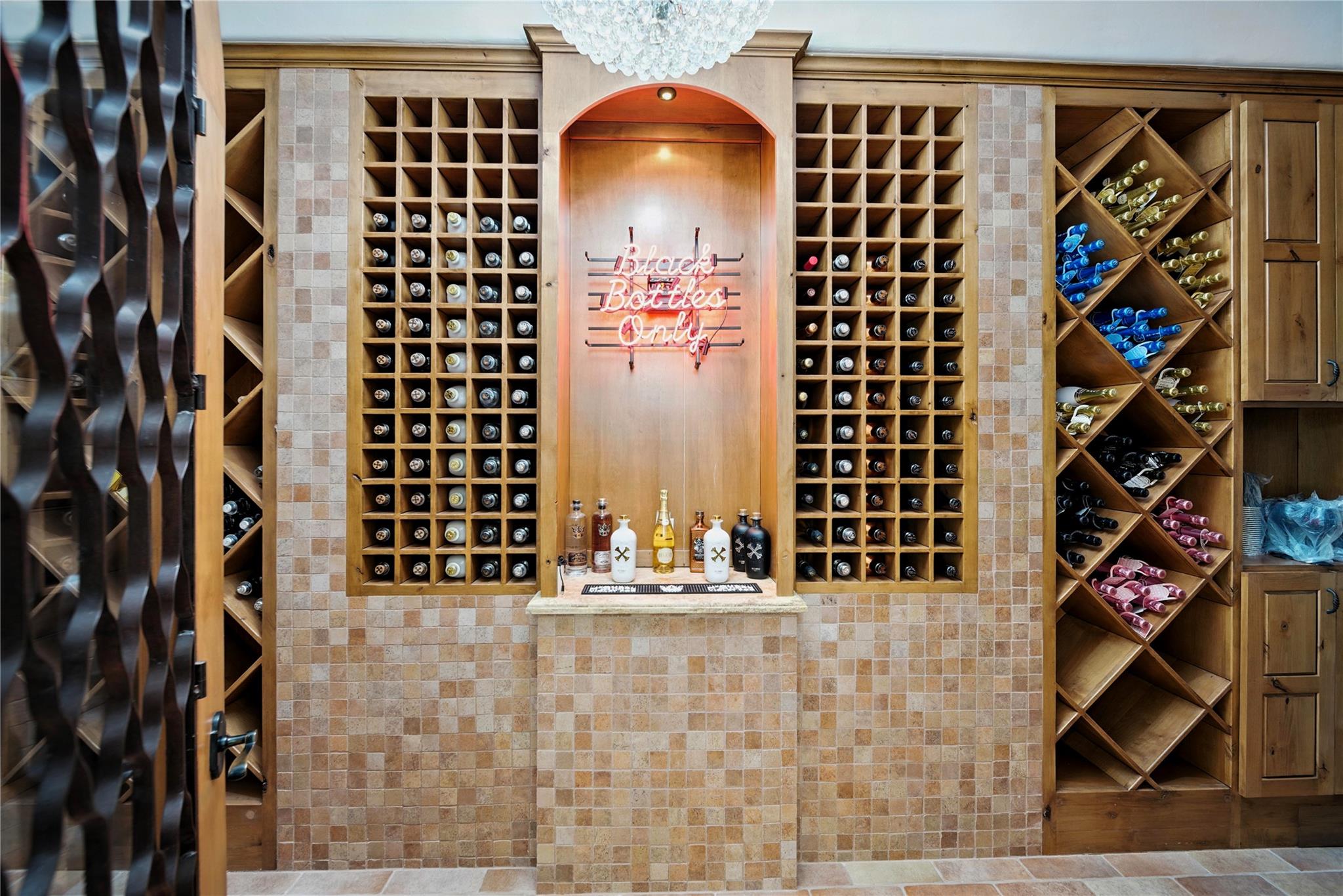 701 W Friar Tuck Lane