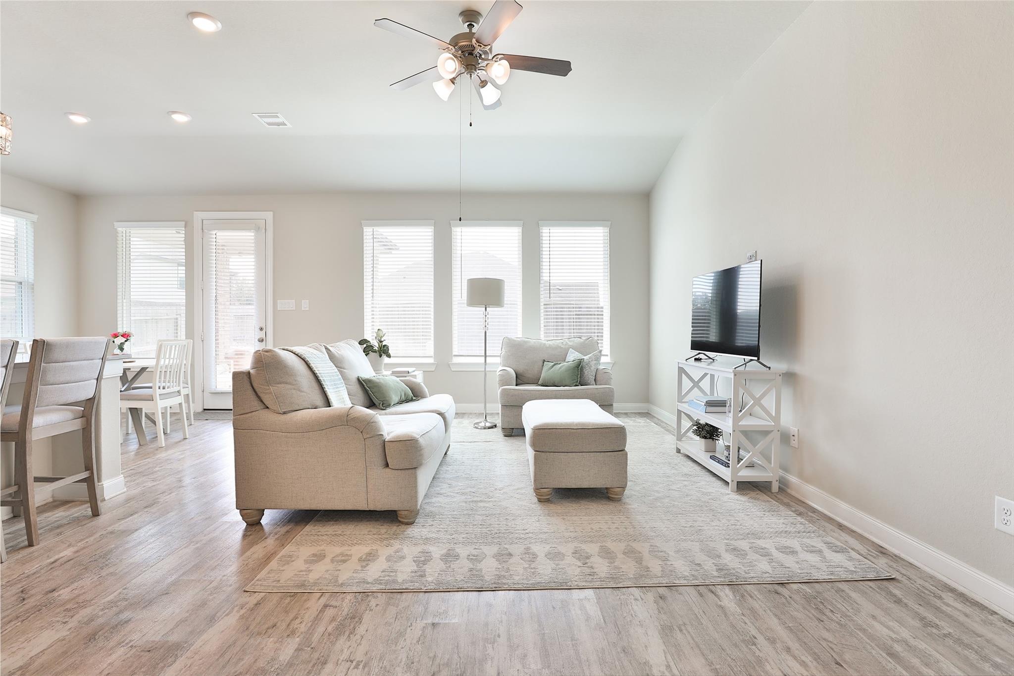 8831 Arch Rock Drive