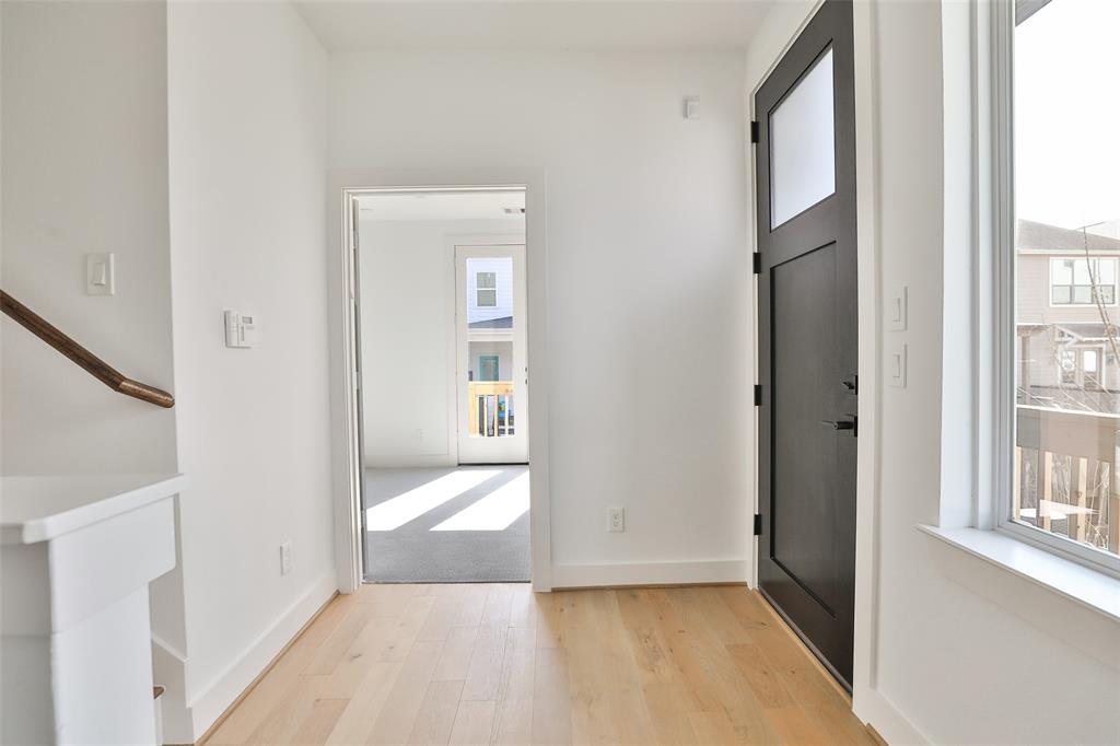 1016 W 15th 1/2 Street # C