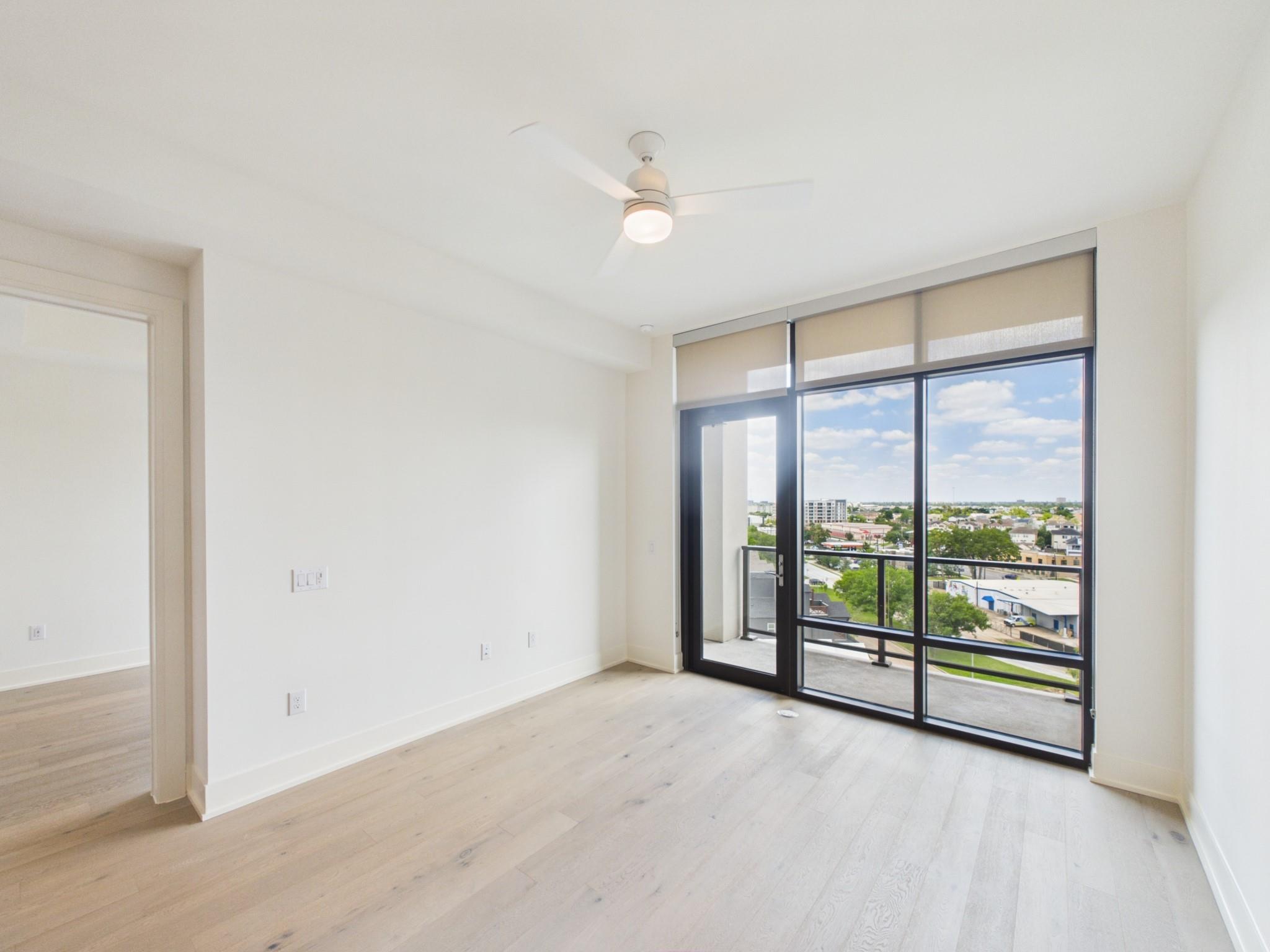 929 Westcott # 819