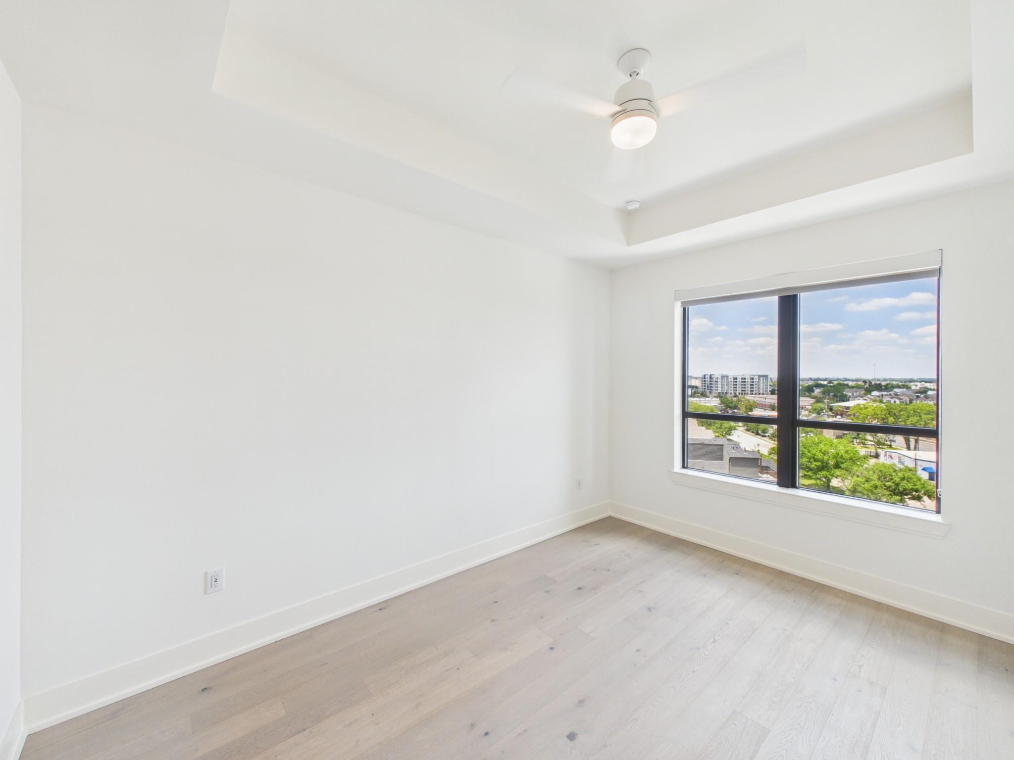 929 Westcott # 819