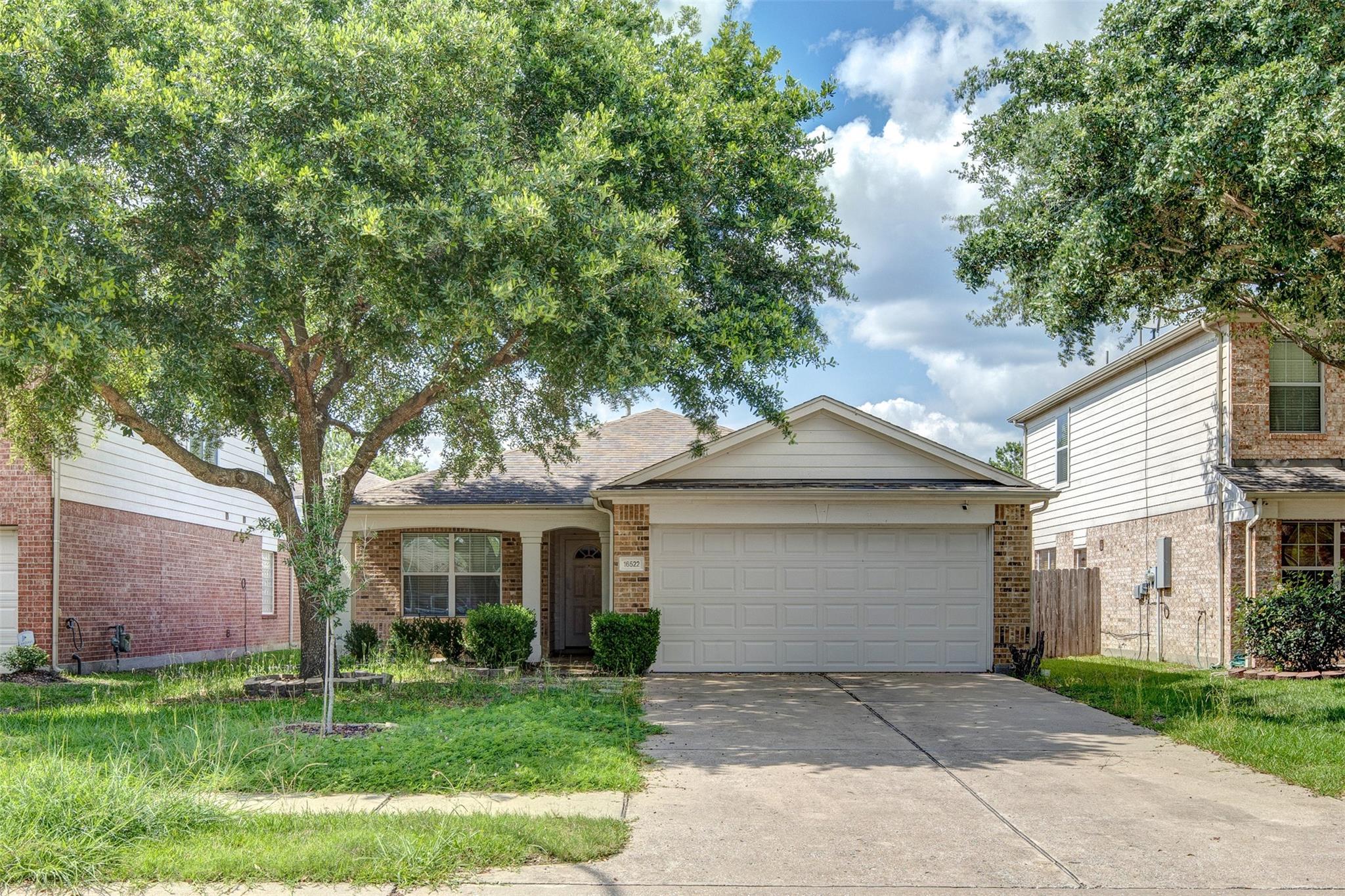 16522 Grenada Falls Drive