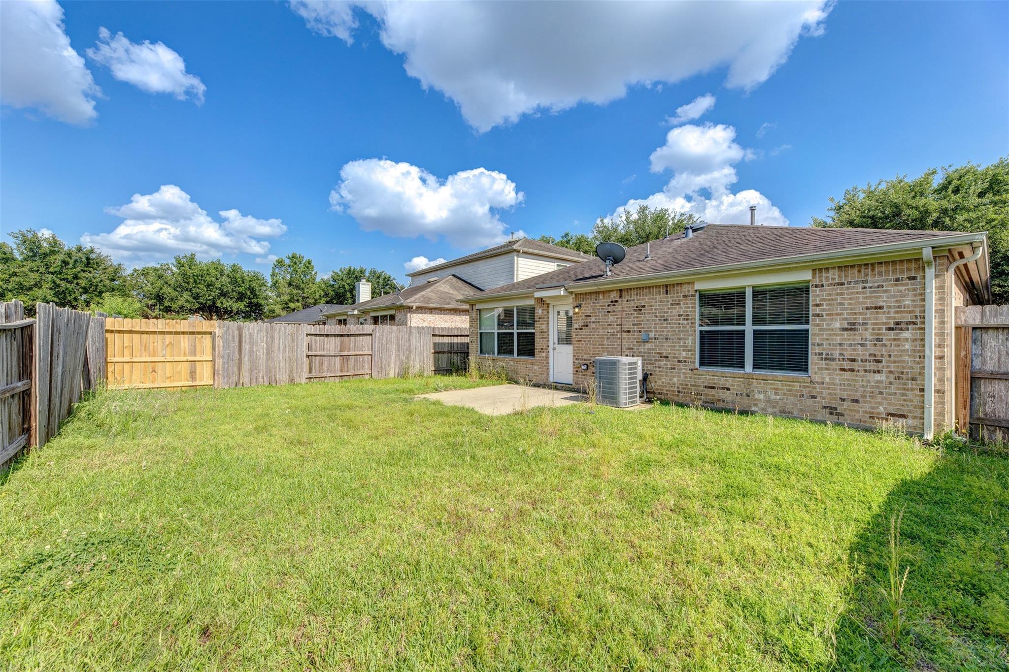 16522 Grenada Falls Drive