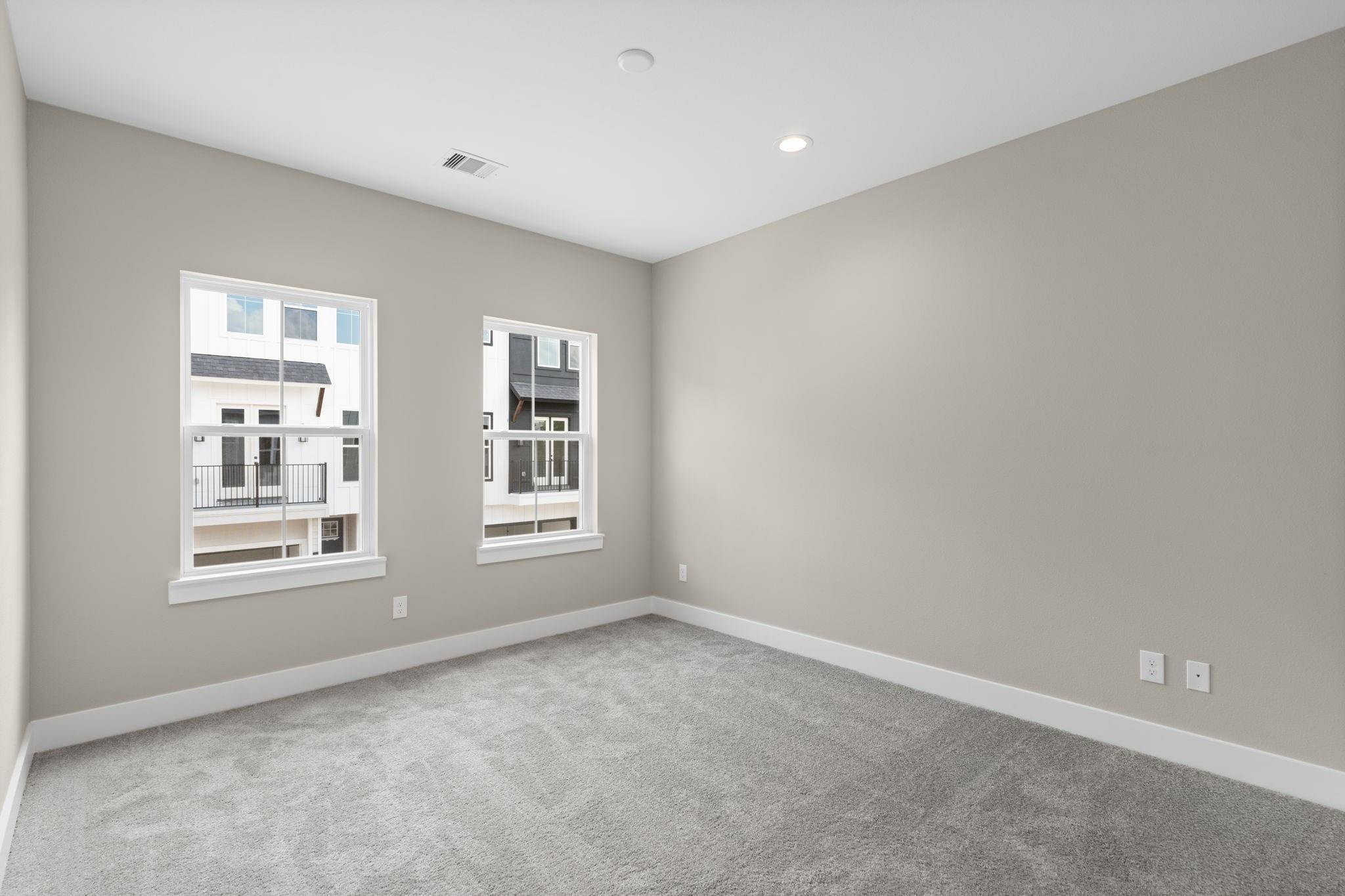 5827 Highland Sun Lane