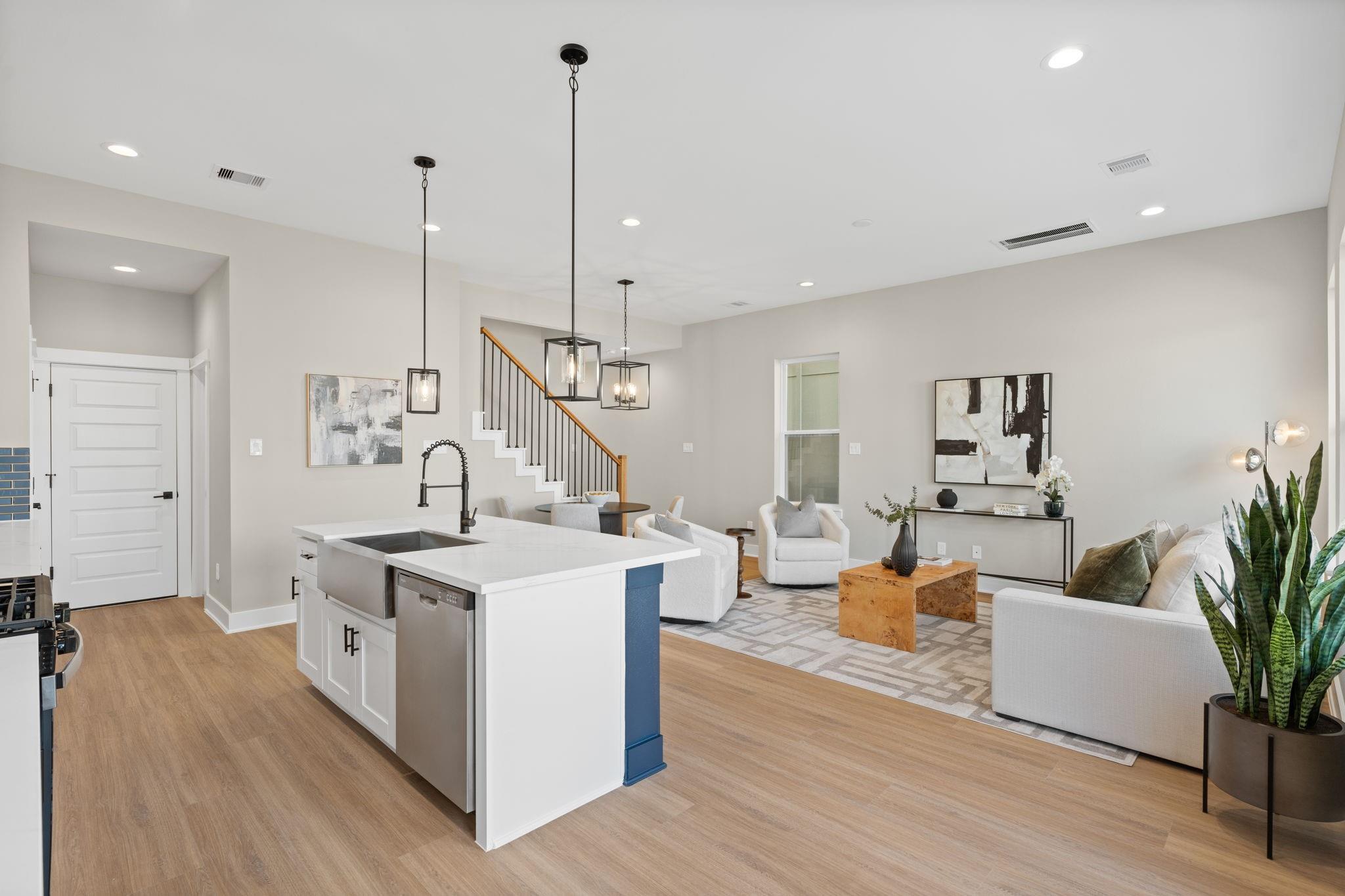 5827 Highland Sun Lane