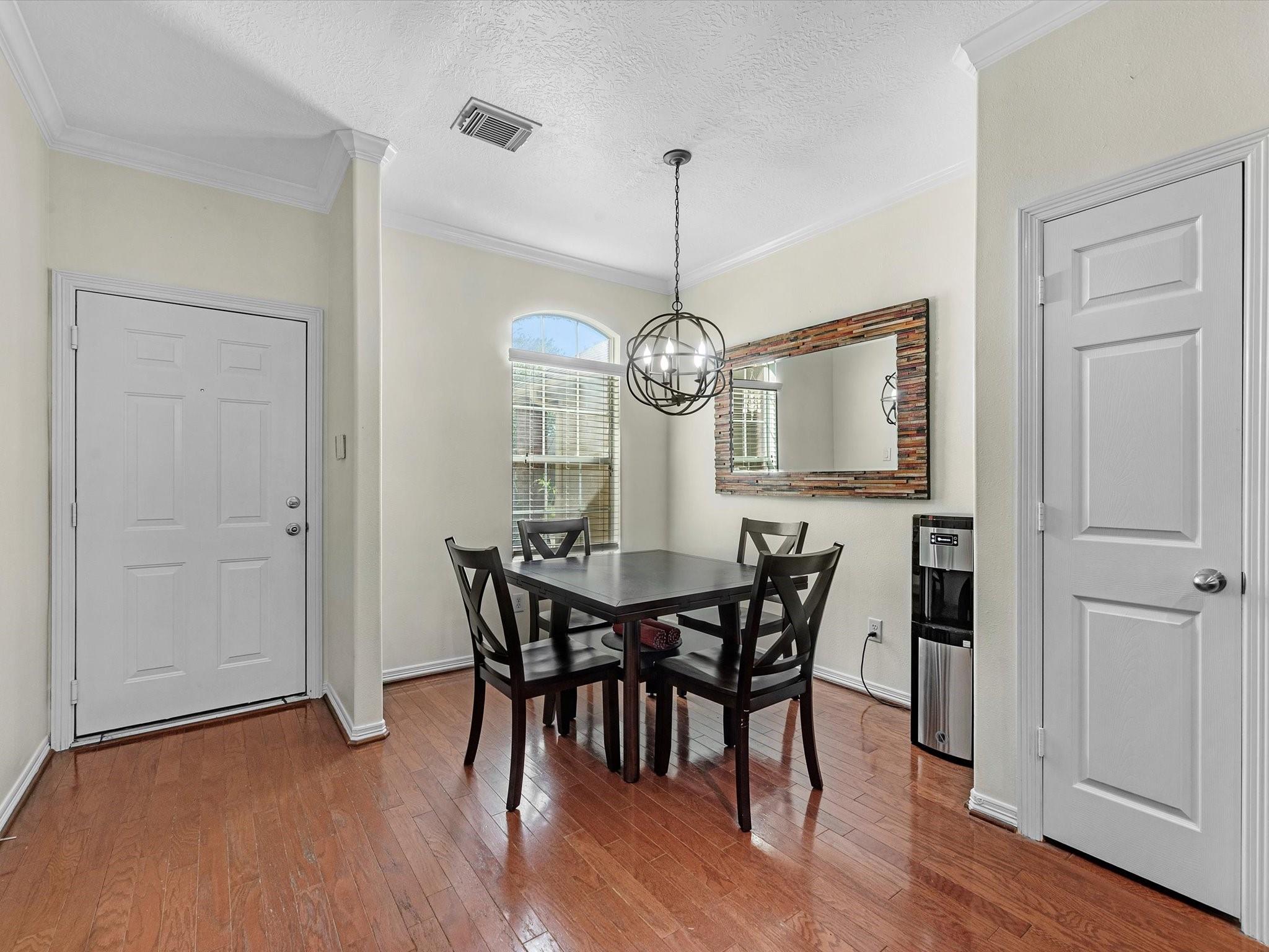 802 Sterling Creek Circle