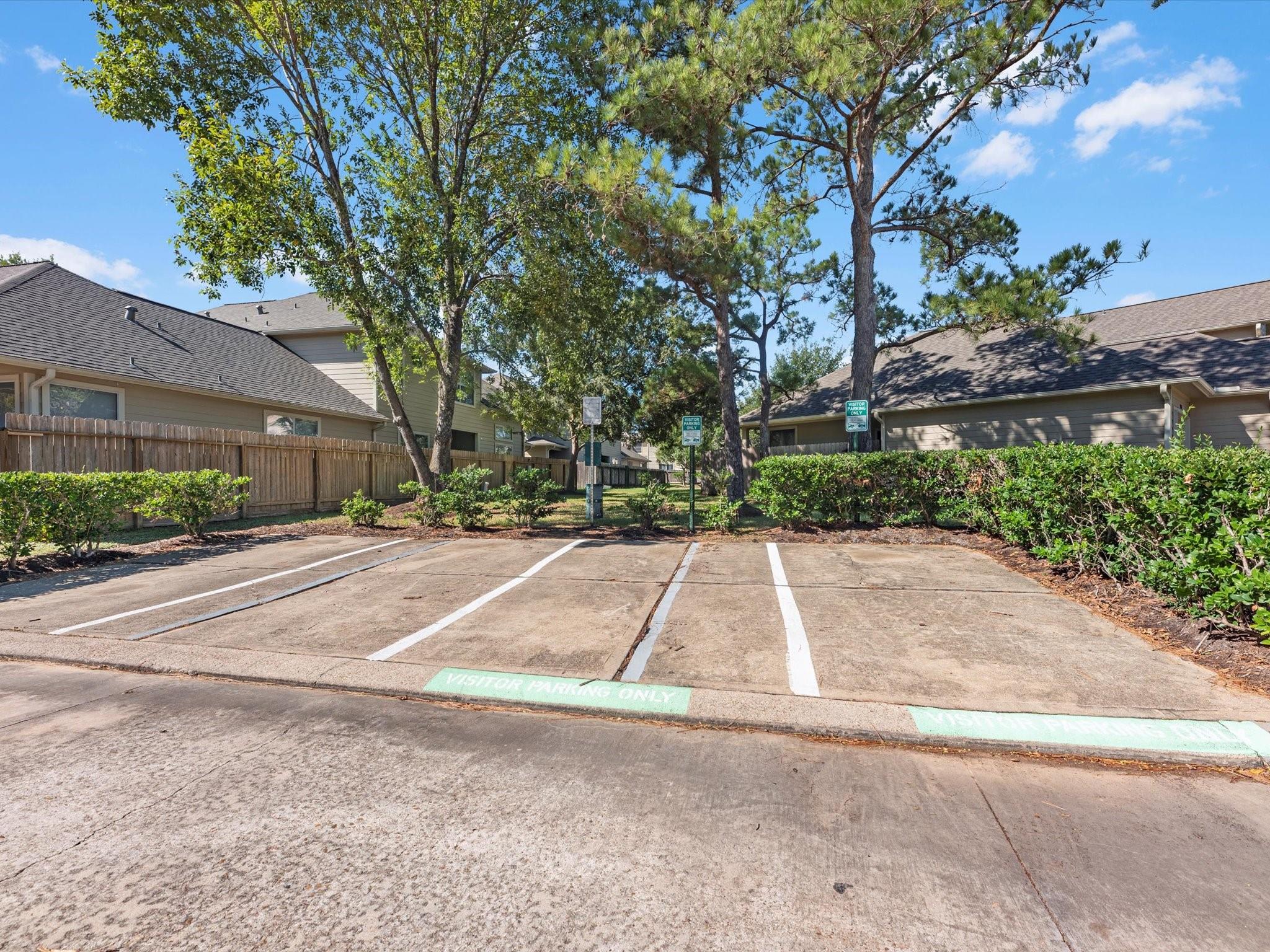 802 Sterling Creek Circle