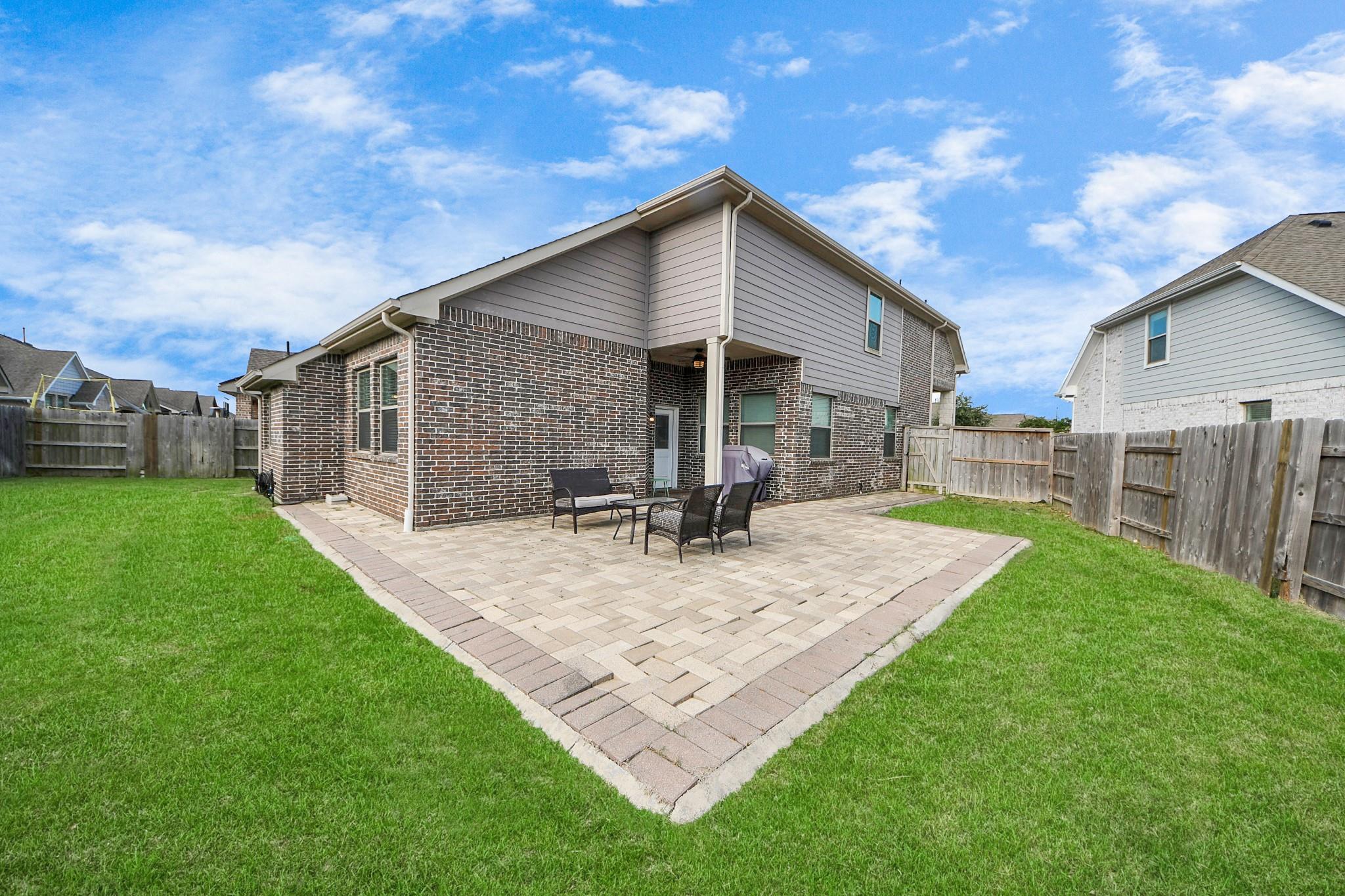 6026 Rivercane Way