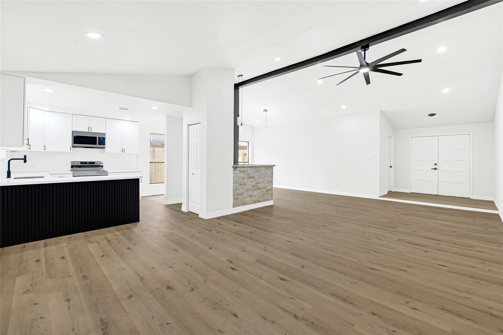 6703 Casablanca Drive, Houston