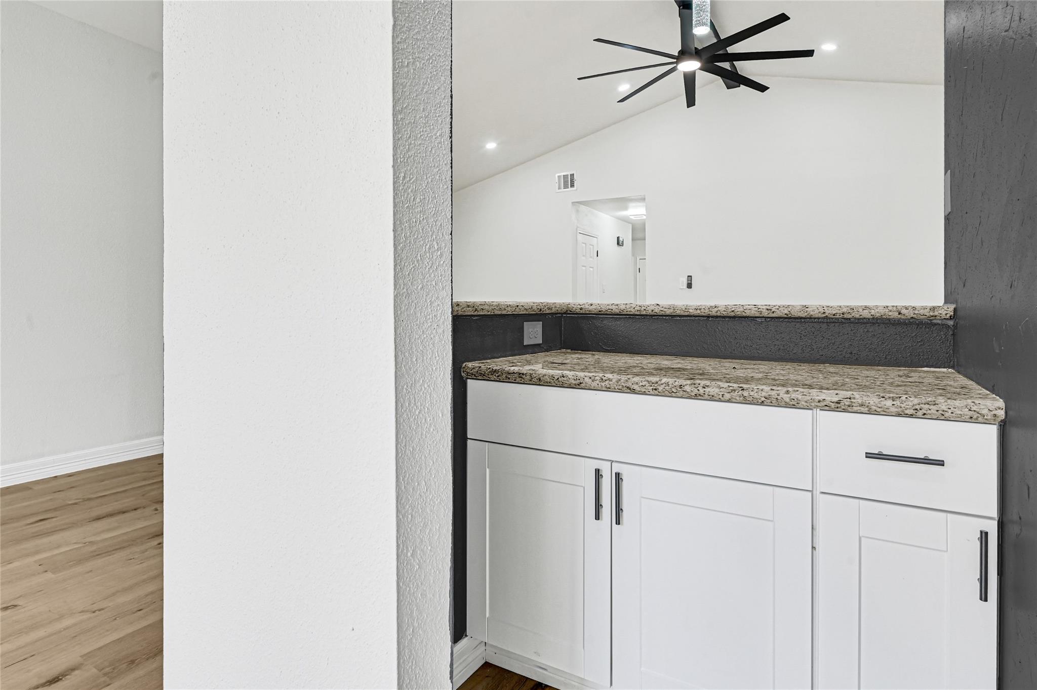 6703 Casablanca Drive, Houston