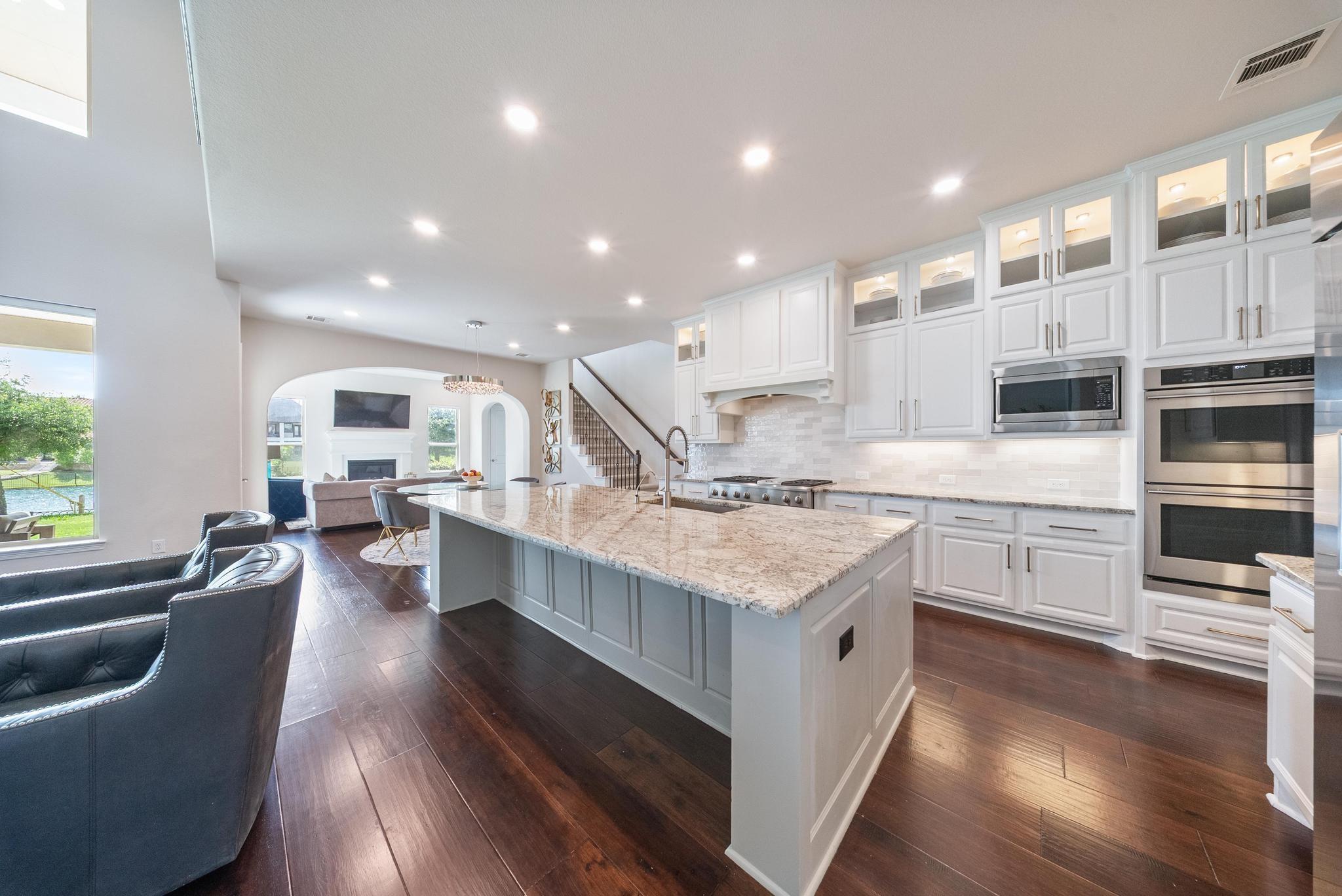 5403 Rouchel Brook Lane