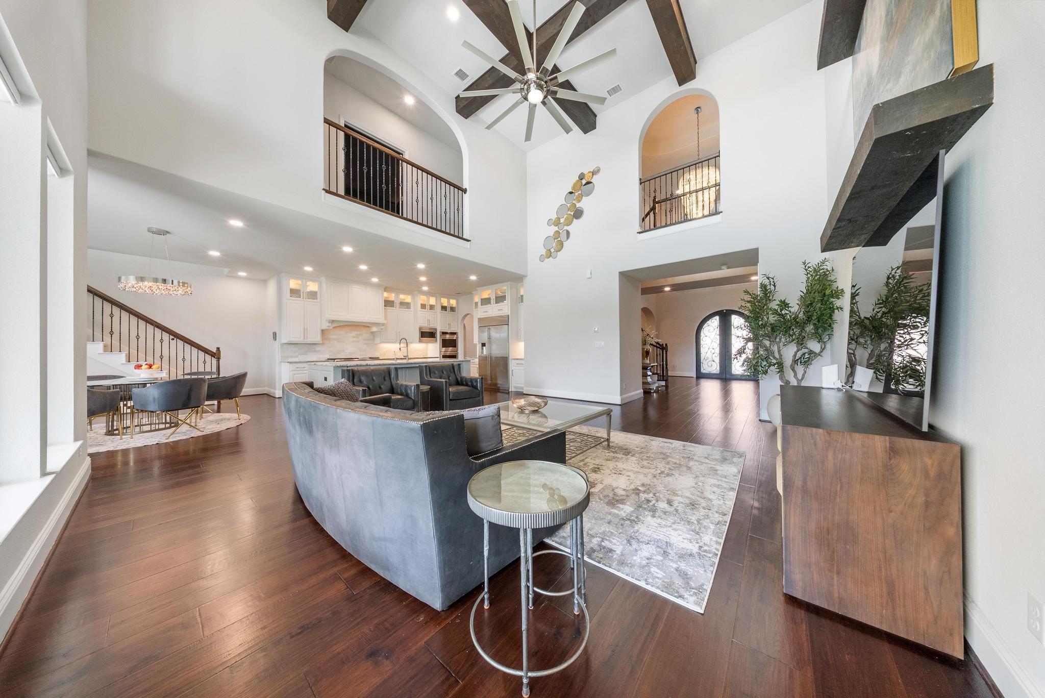 5403 Rouchel Brook Lane