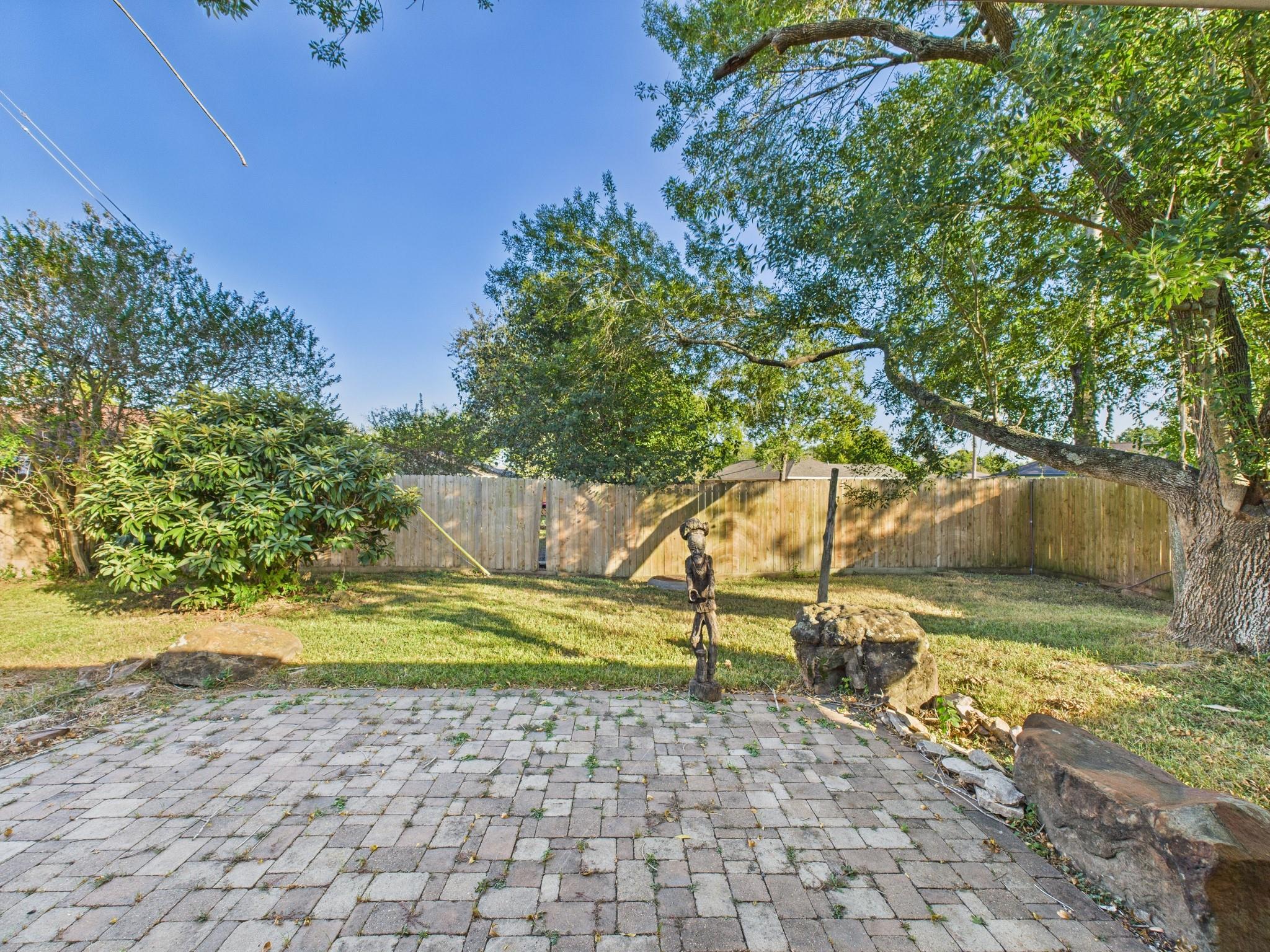 10107 Hollow Canyon Dr, Sugar Land