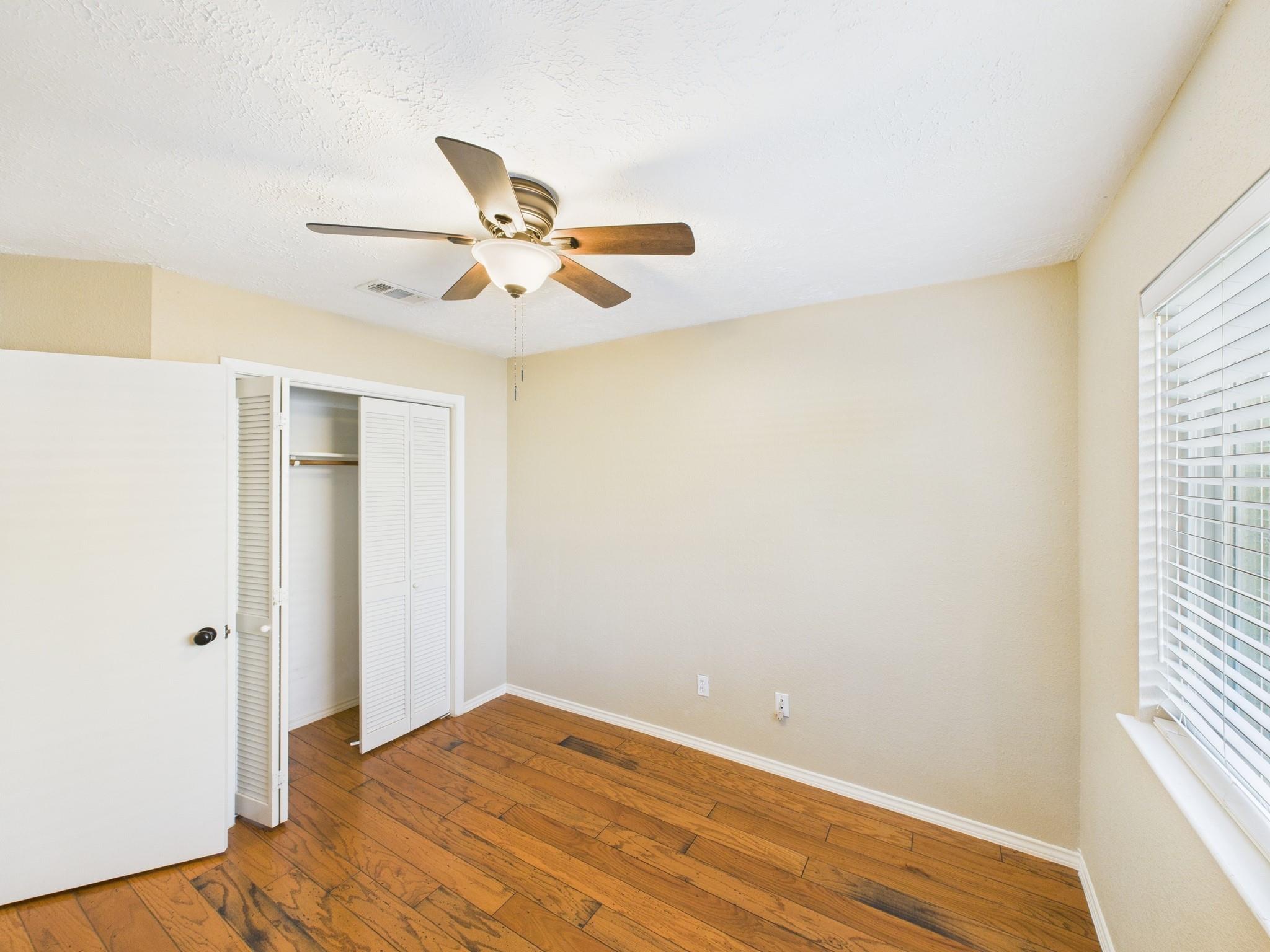 10107 Hollow Canyon Dr, Sugar Land