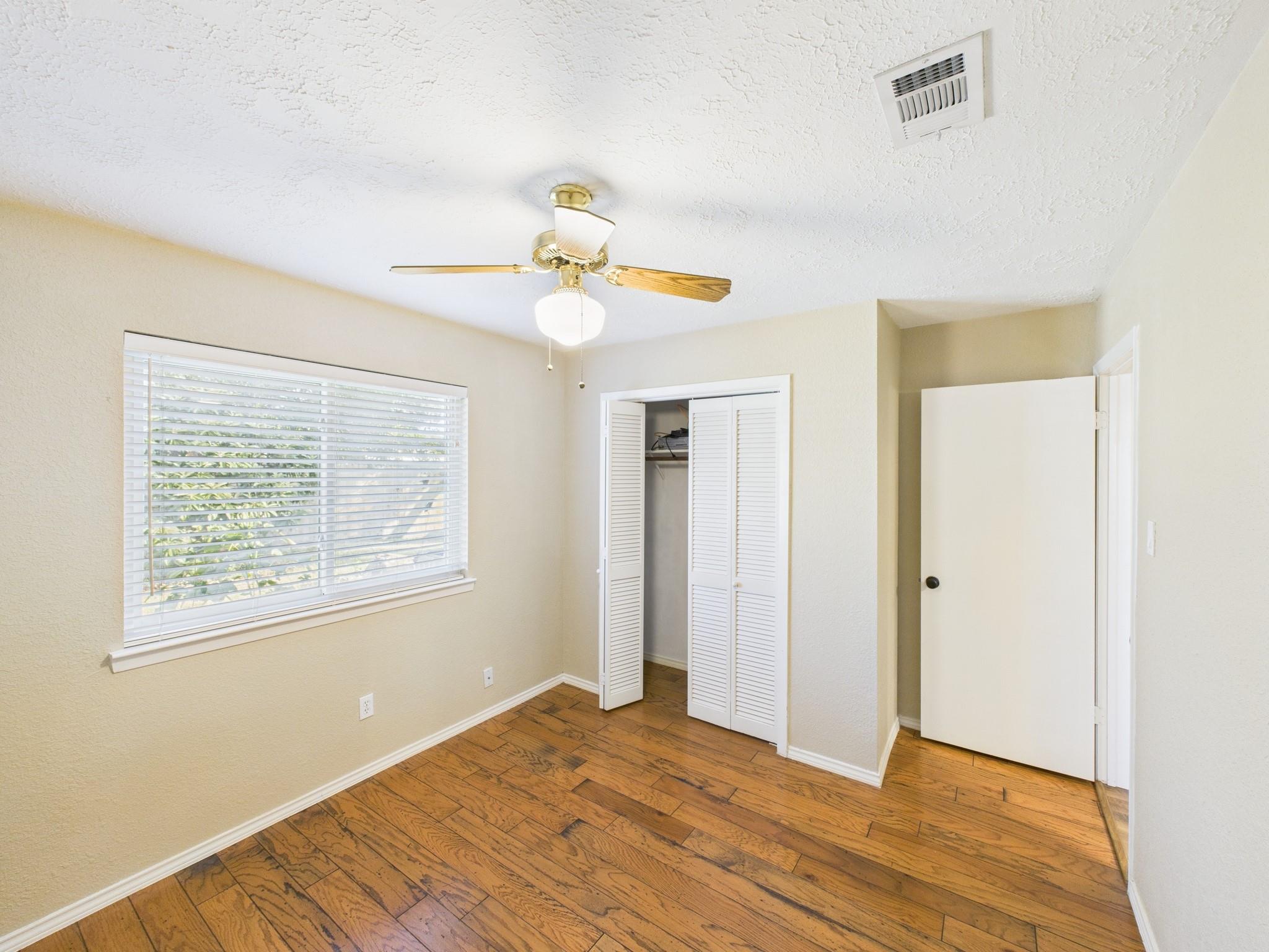 10107 Hollow Canyon Dr, Sugar Land