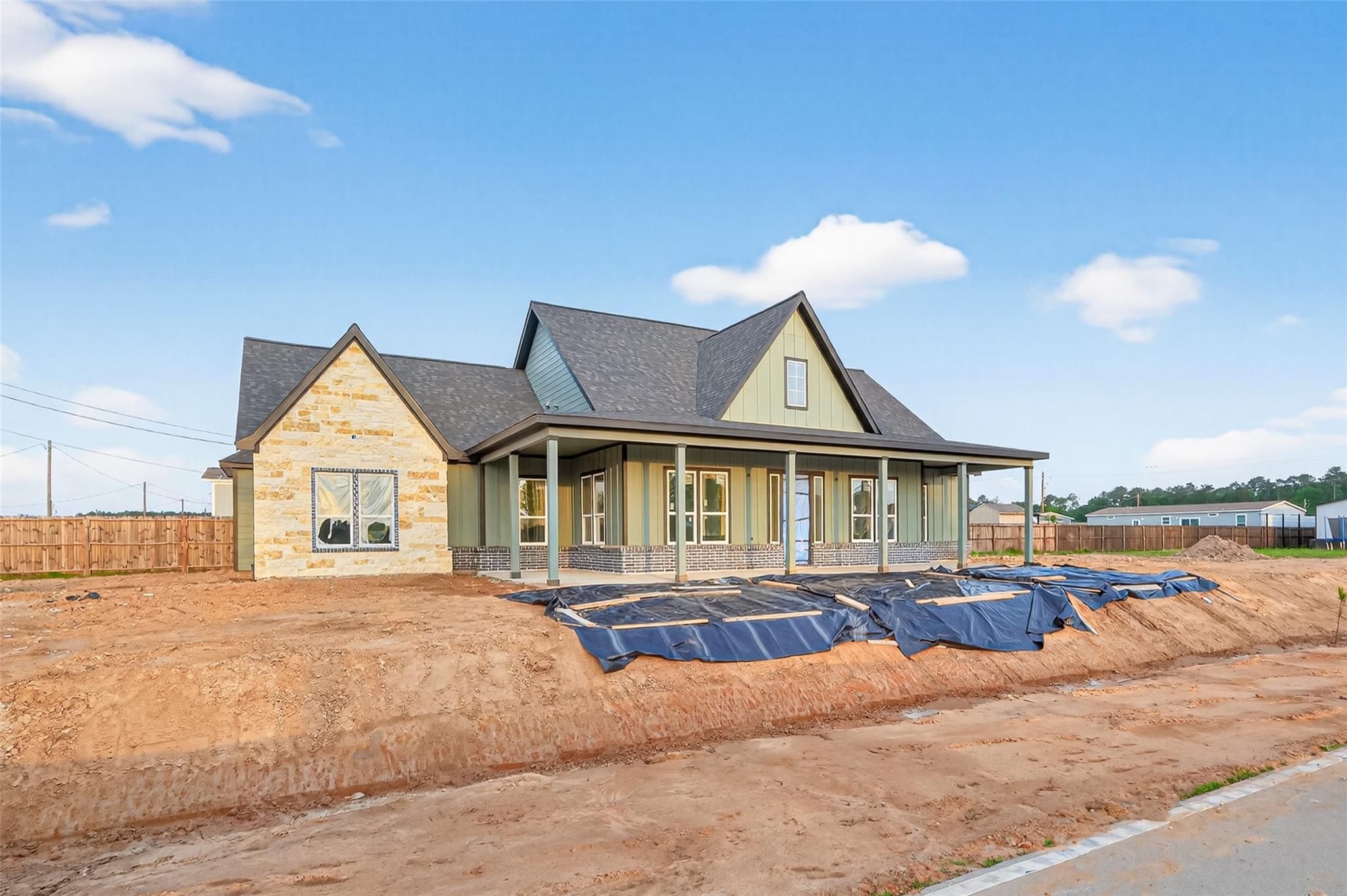 1202 Peter Pine Street