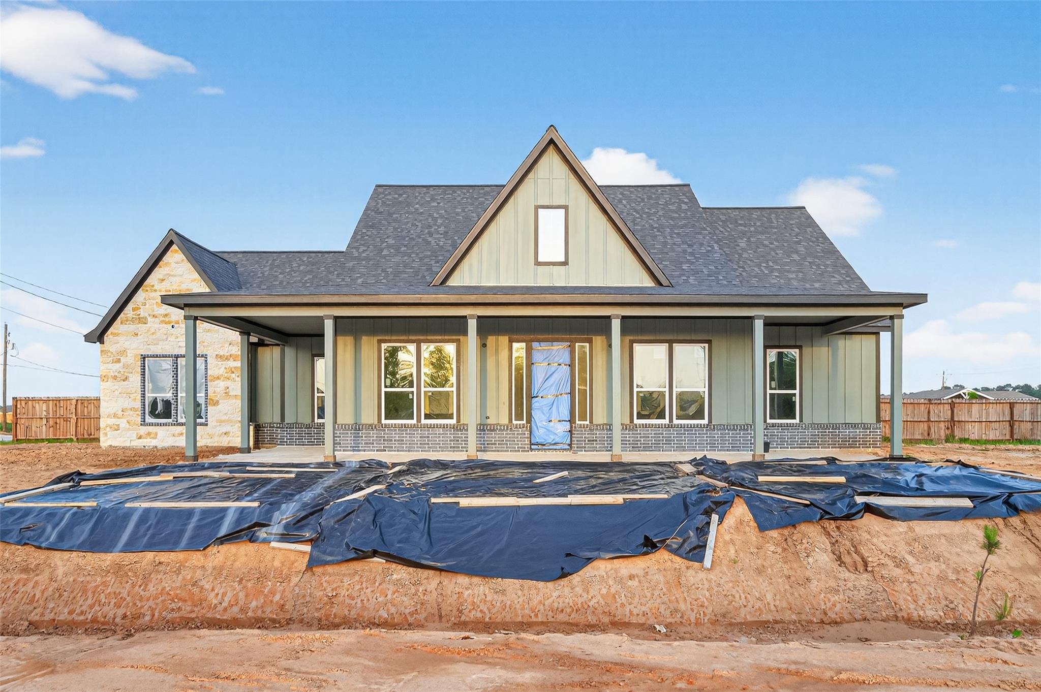 1202 Peter Pine Street