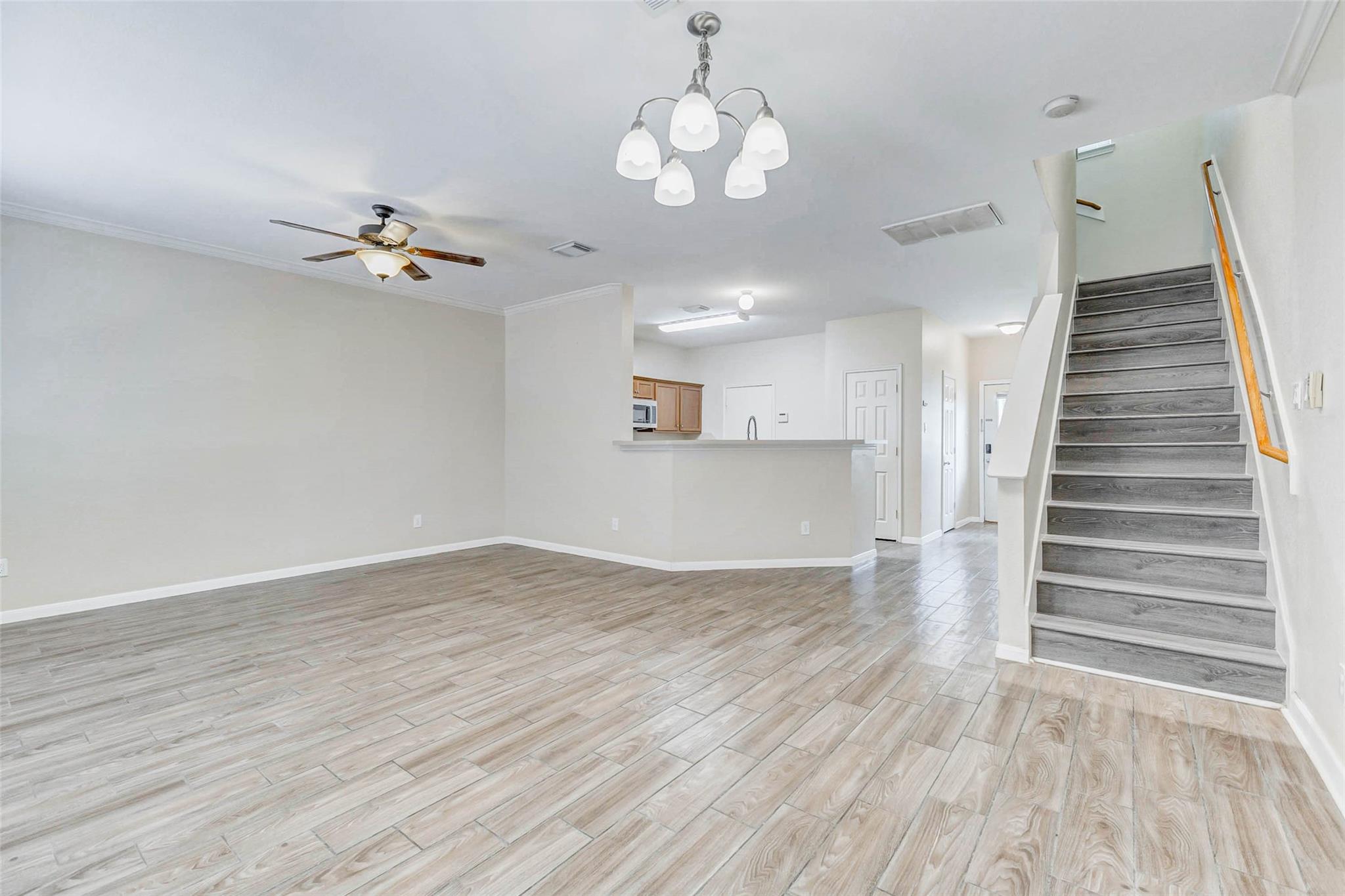 8006 Montague Manor Lane