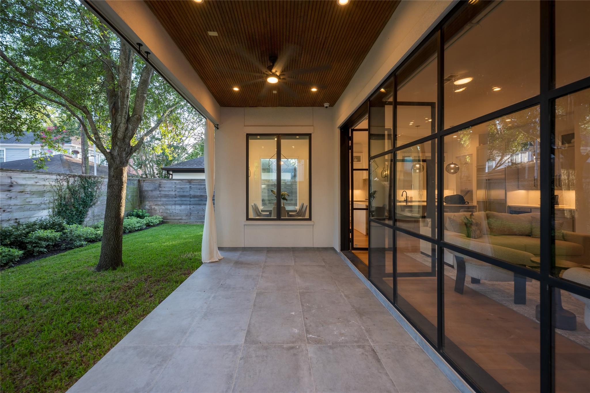 2817 Albans Road