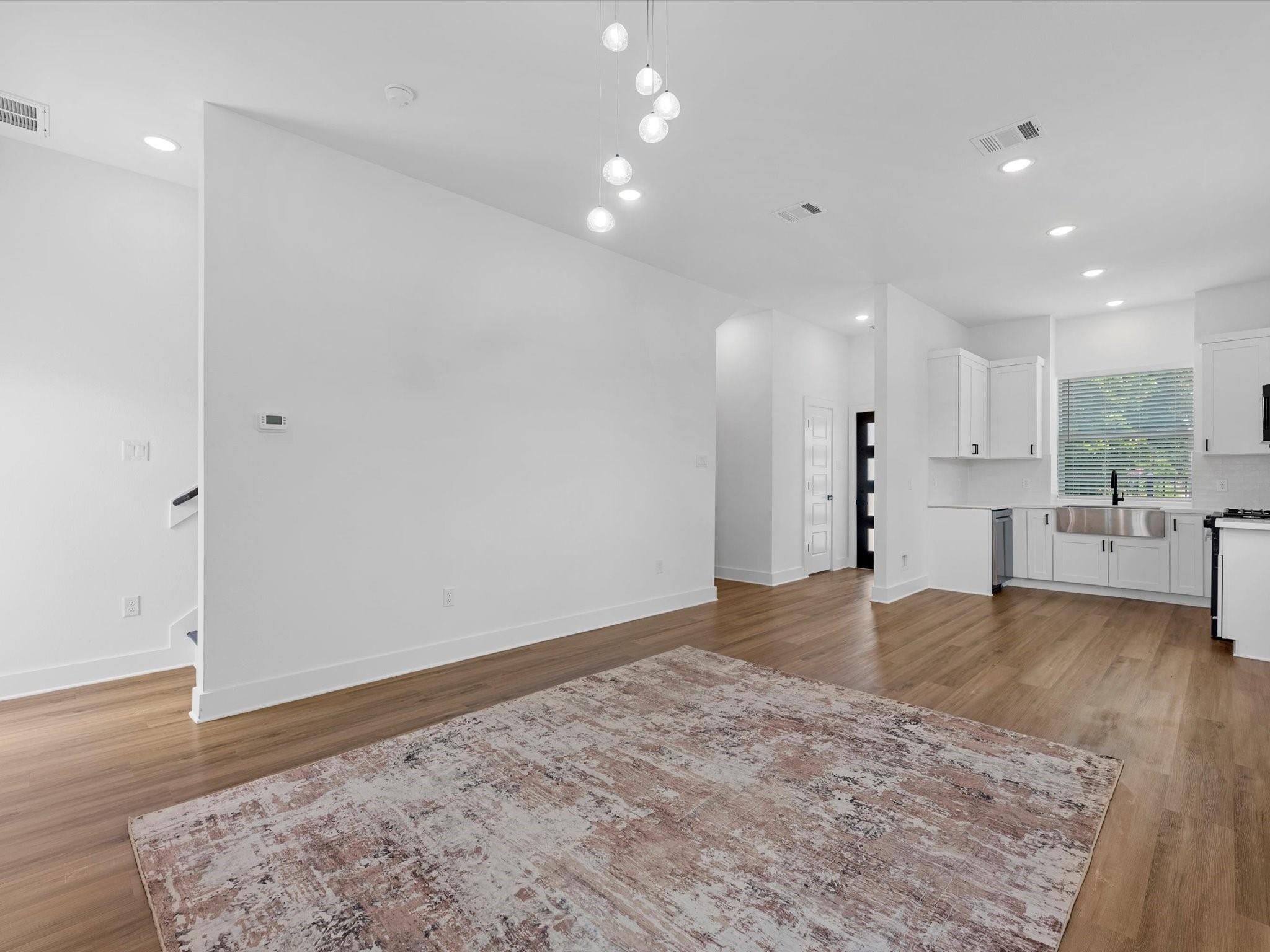 6186 Eastland Street Unit: A/B