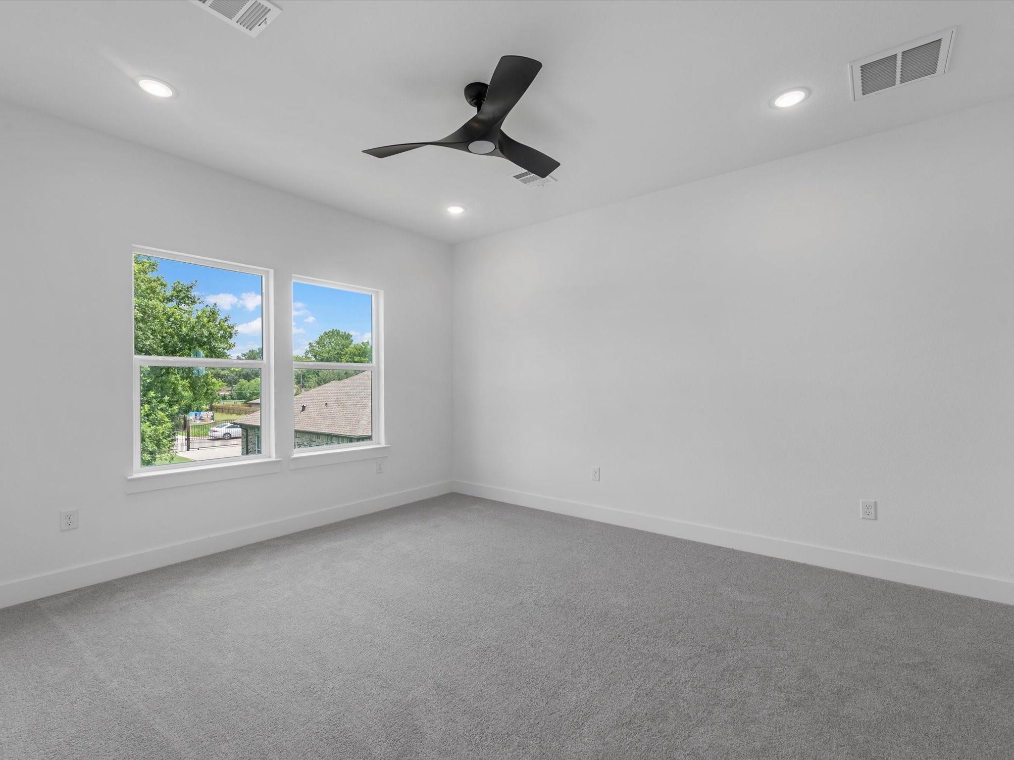 6186 Eastland Street Unit: A/B