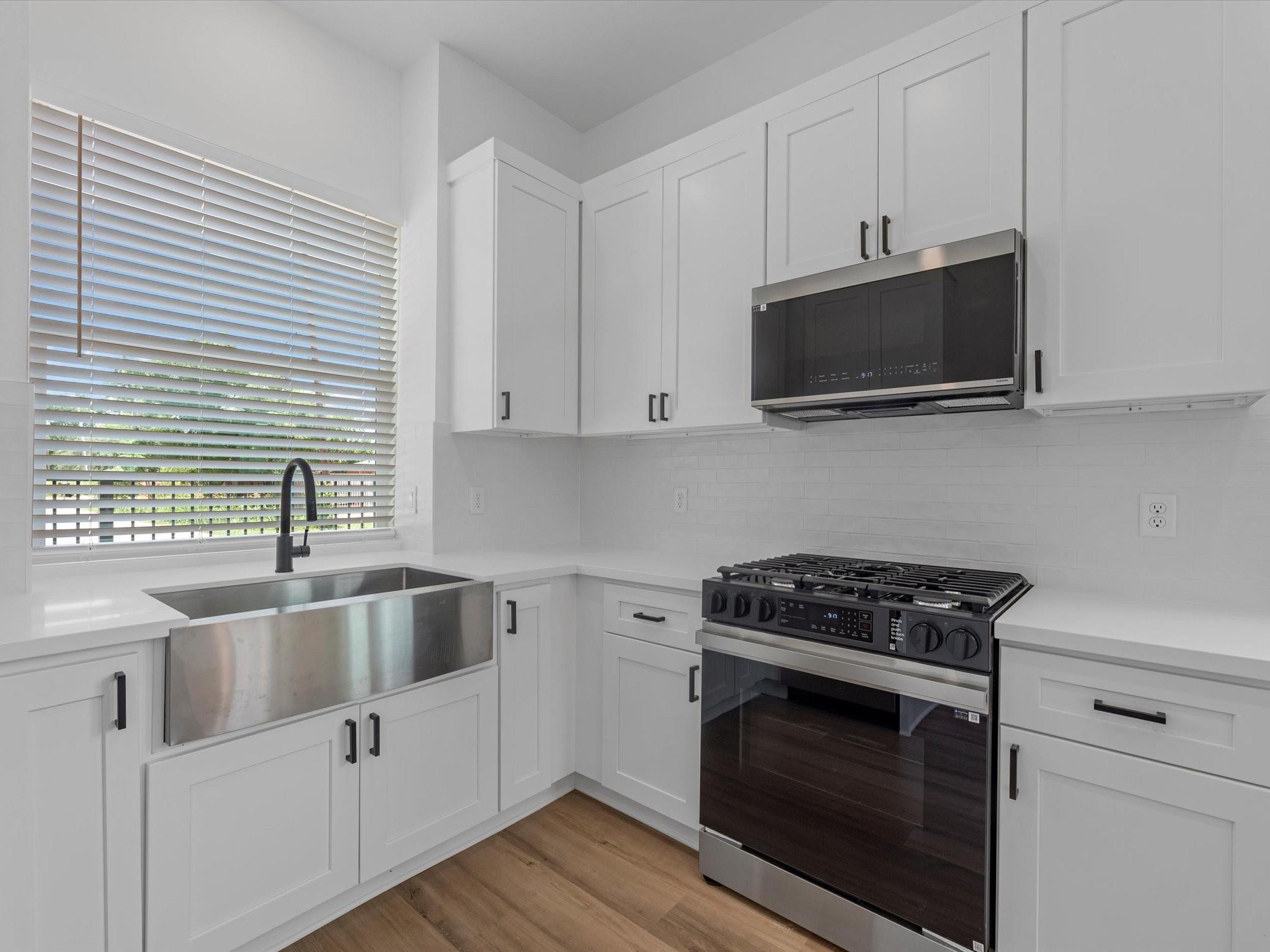 6186 Eastland Street Unit: A/B