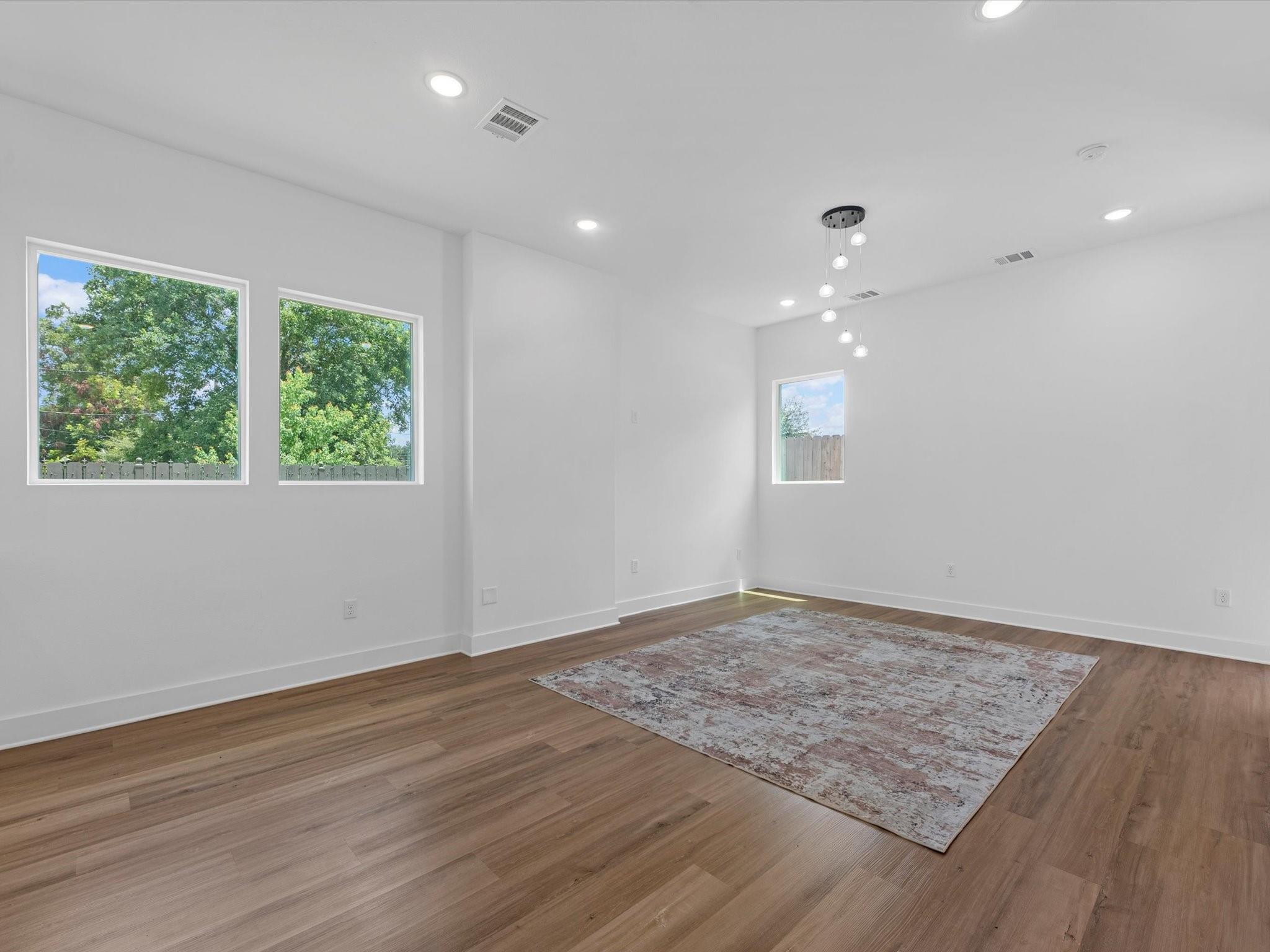 6186 Eastland Street Unit: A/B