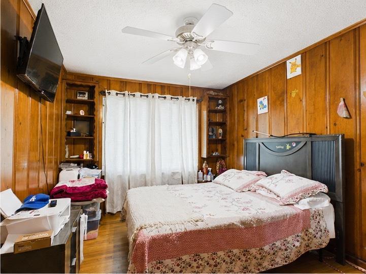 113 W Riverwood Drive
