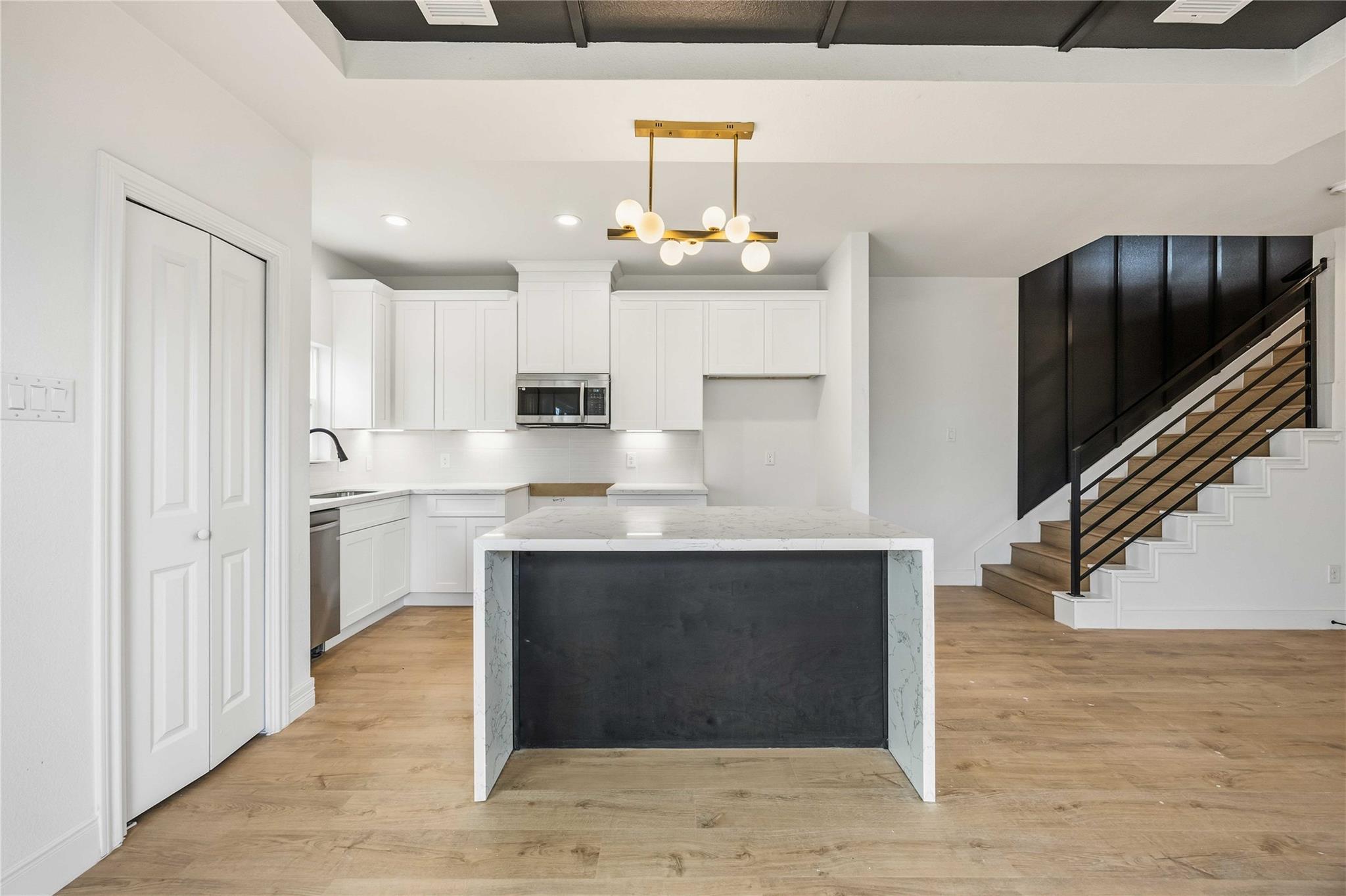 5955 Southseas Street Unit: A/B