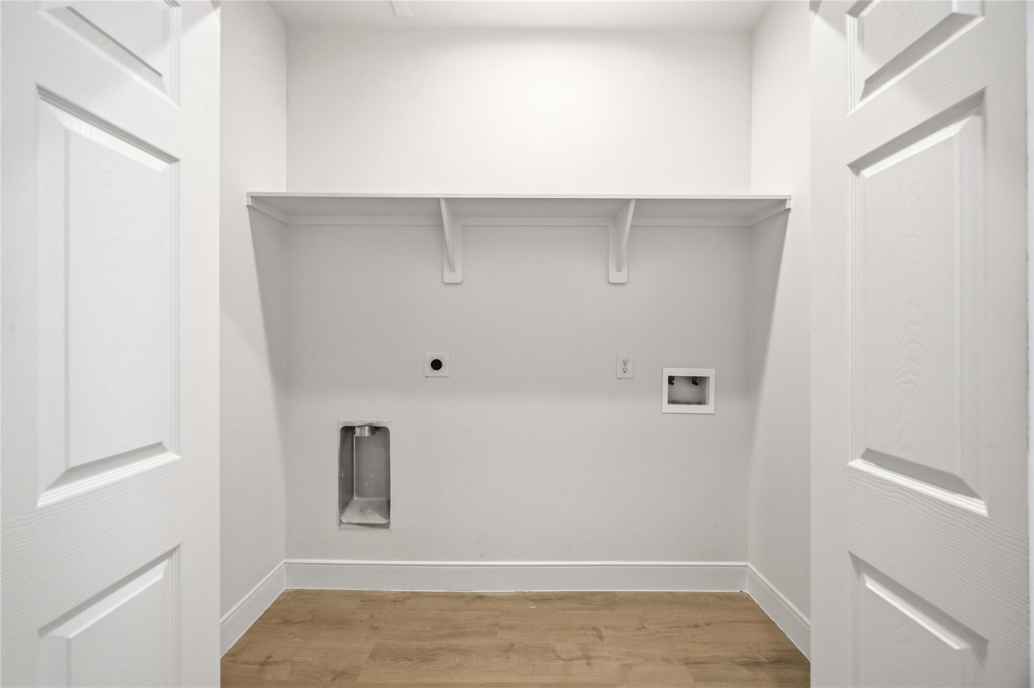 5955 Southseas Street Unit: A/B