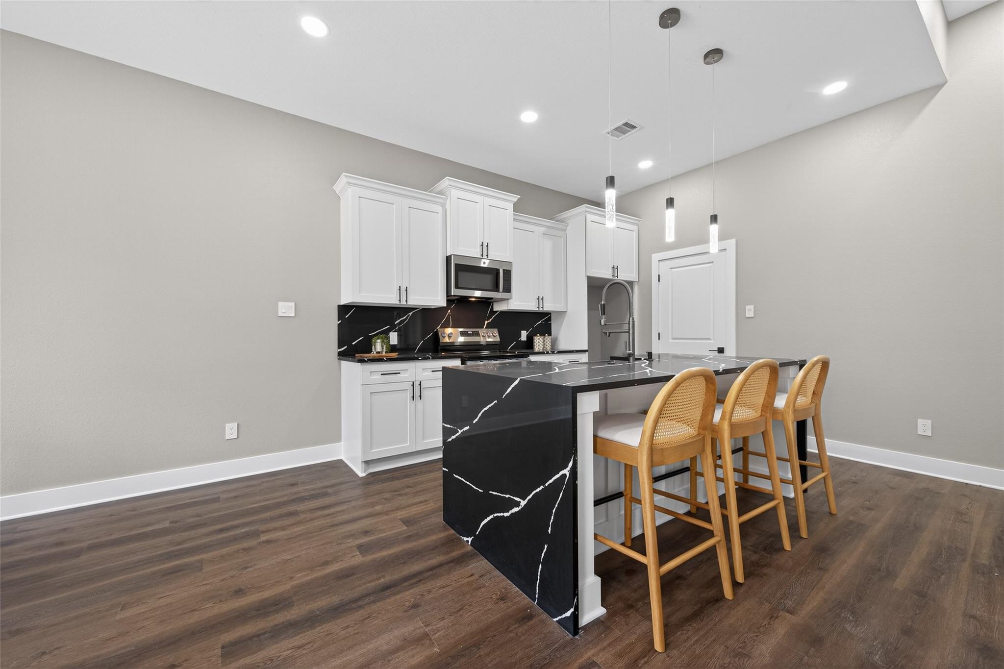 265 County Road 3376