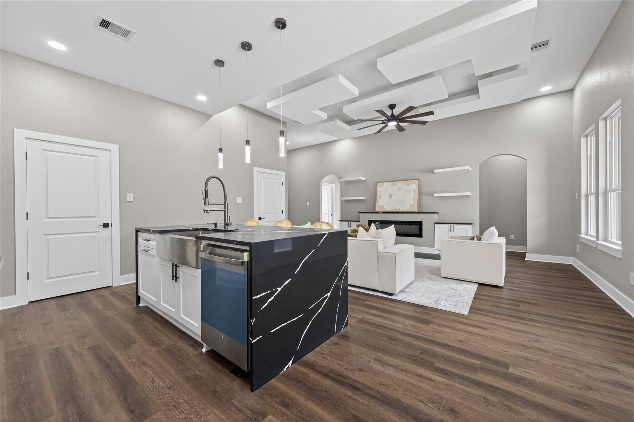 265 County Road 3376