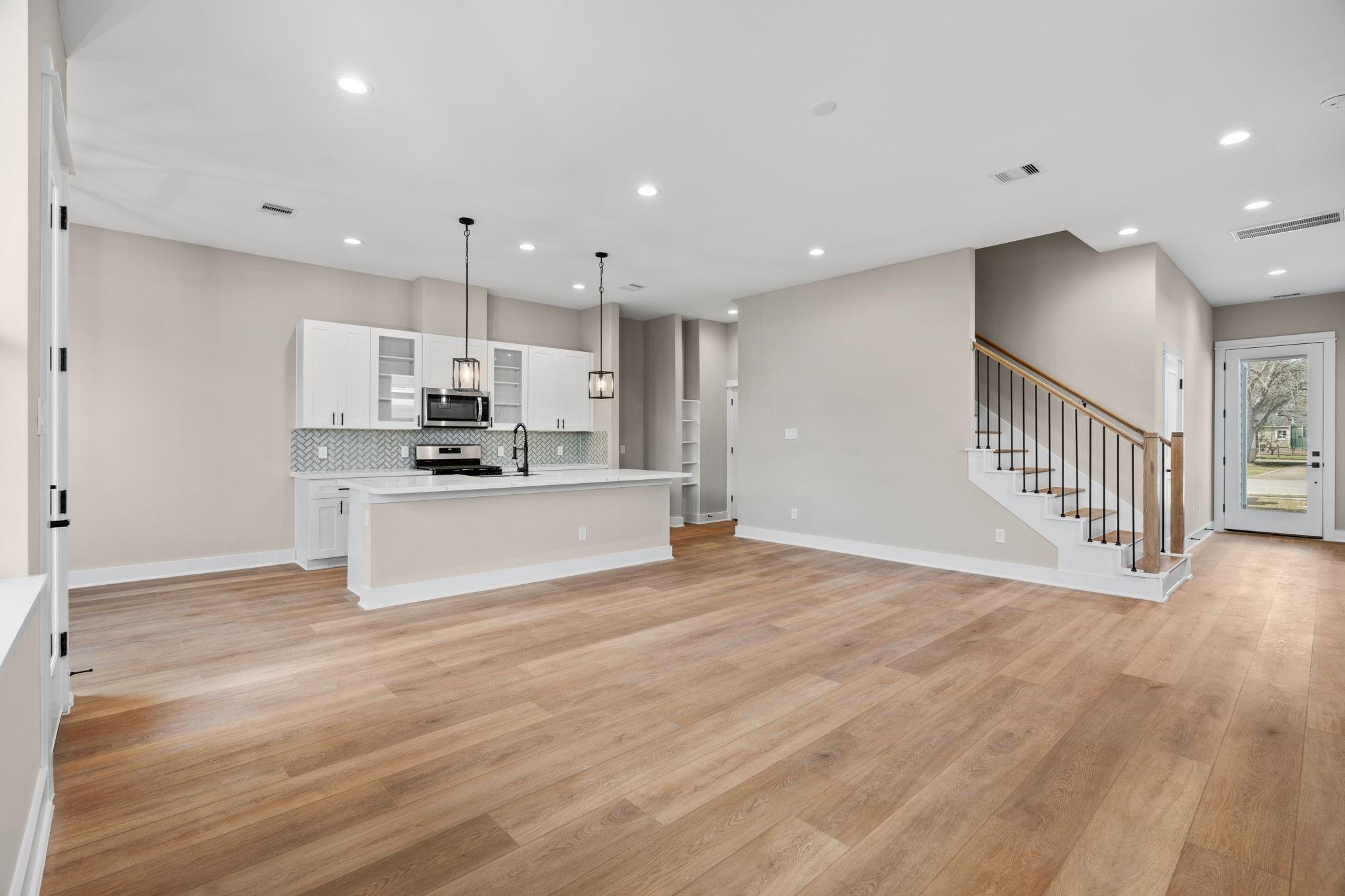5831 Highland Sun Lane