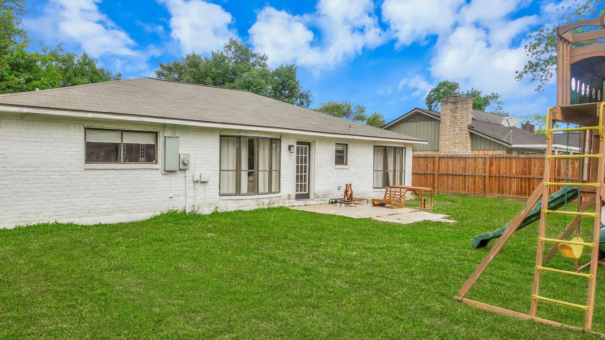223 Kirkaldy Drive