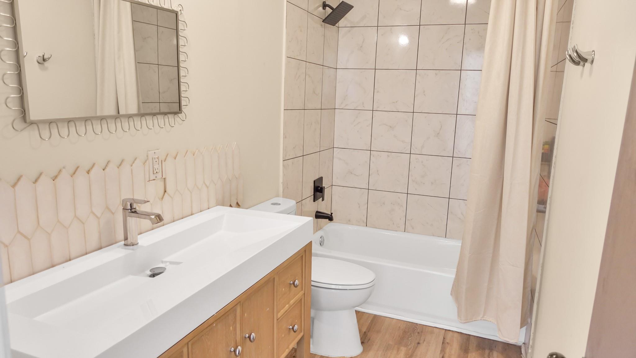223 Kirkaldy Drive