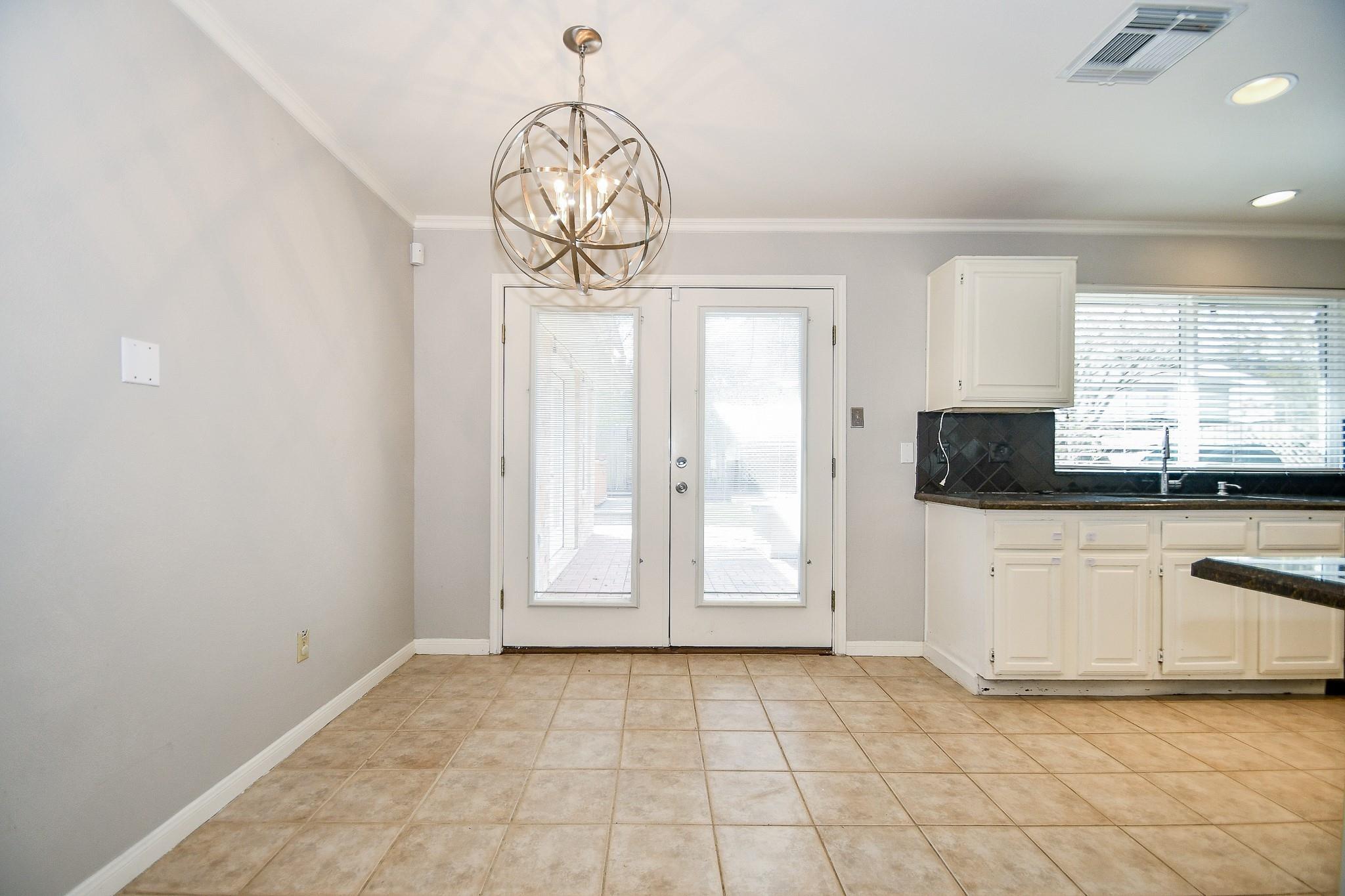 3402 Hidden Creek Drive