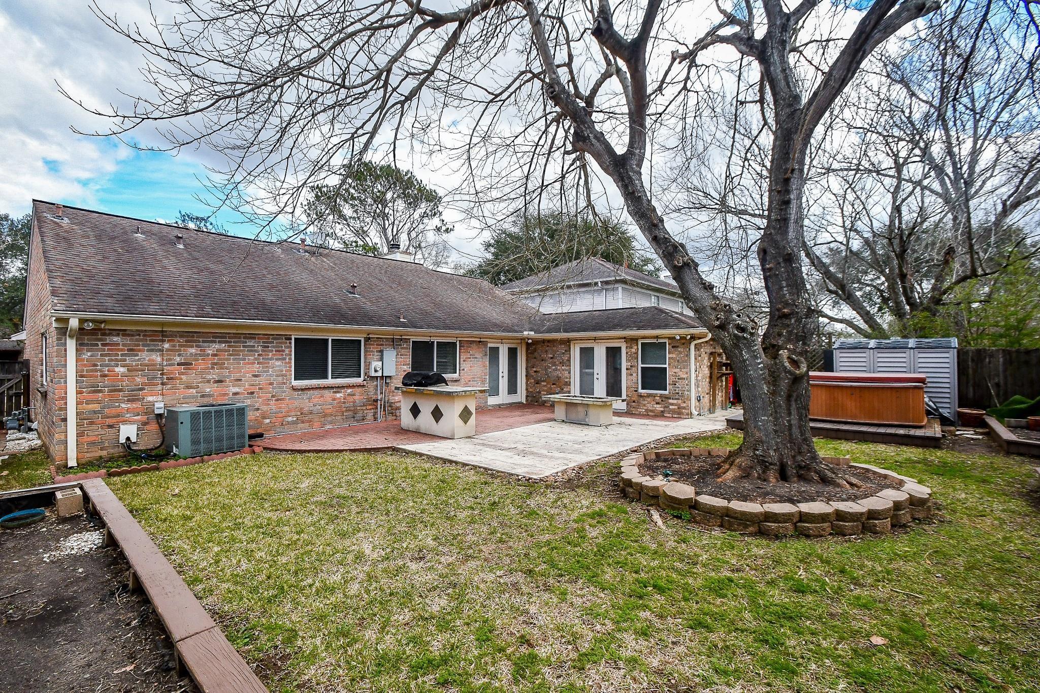 3402 Hidden Creek Drive