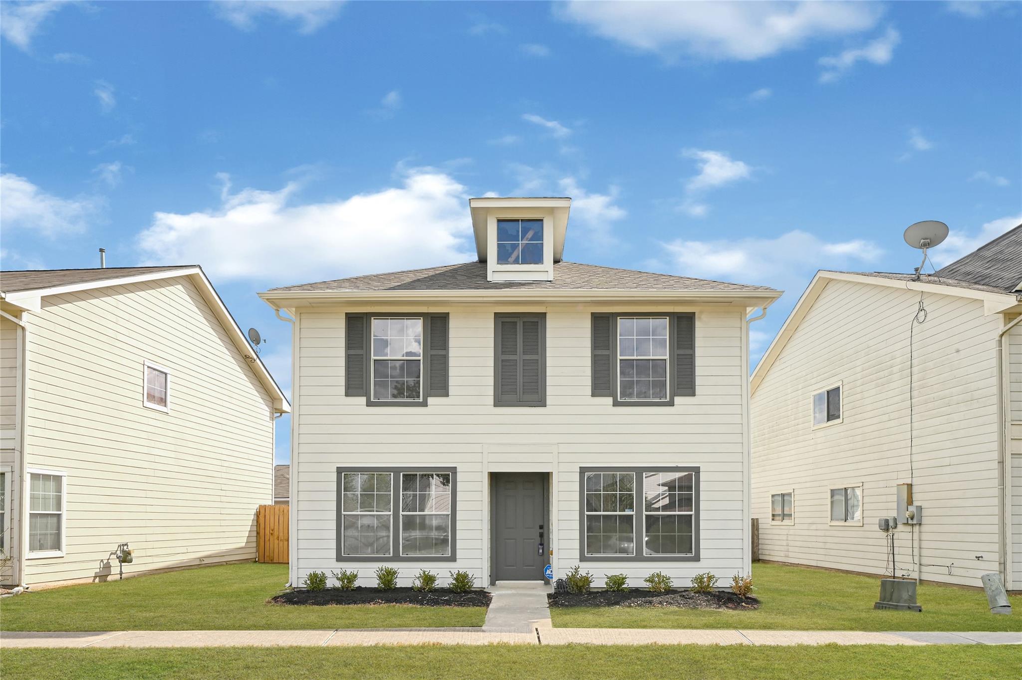 1023 Grassy View Drive, Houston