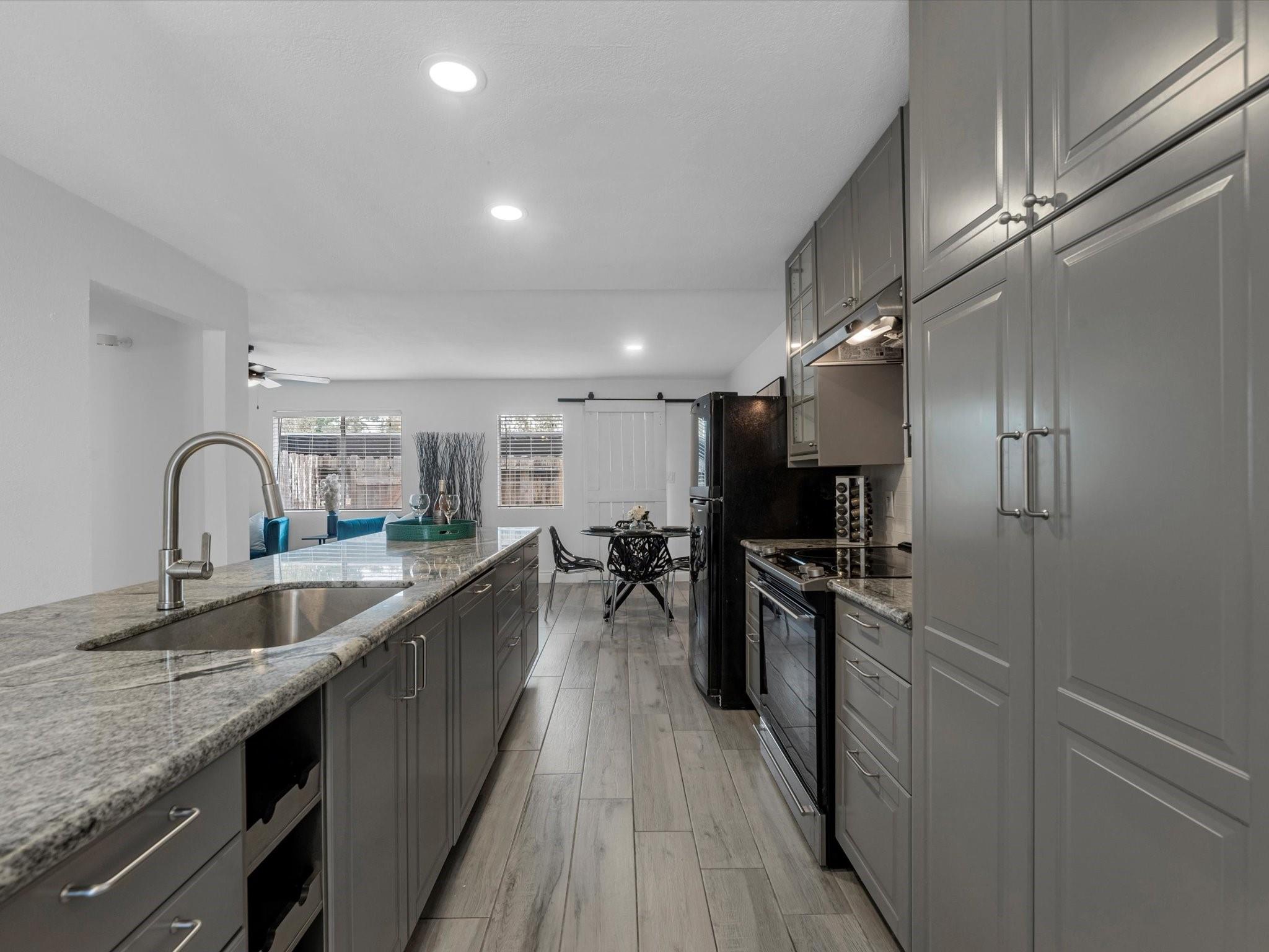 11002 Hammerly Boulevard # 104