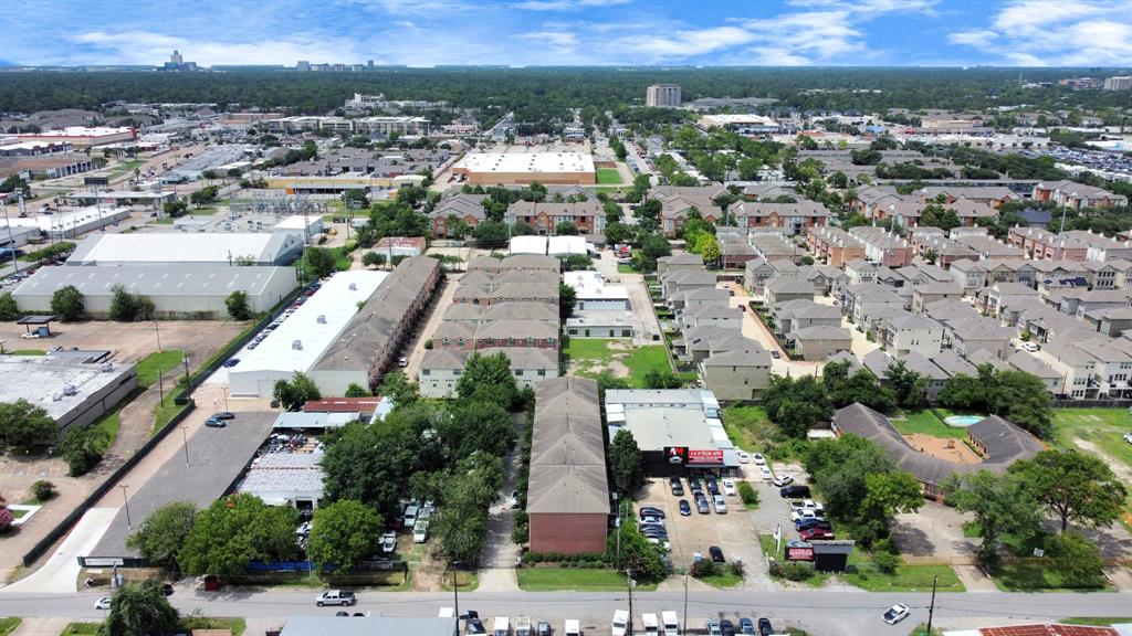 8710 Beverlyhill Street # 201