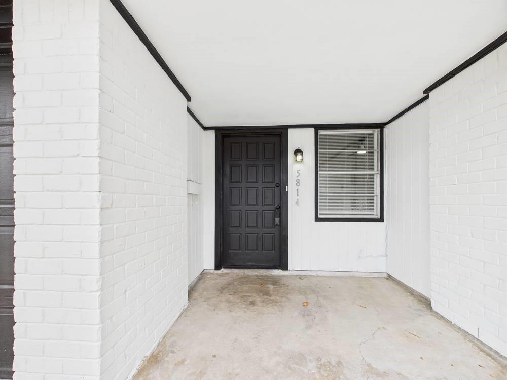 5814 Fontenelle Drive